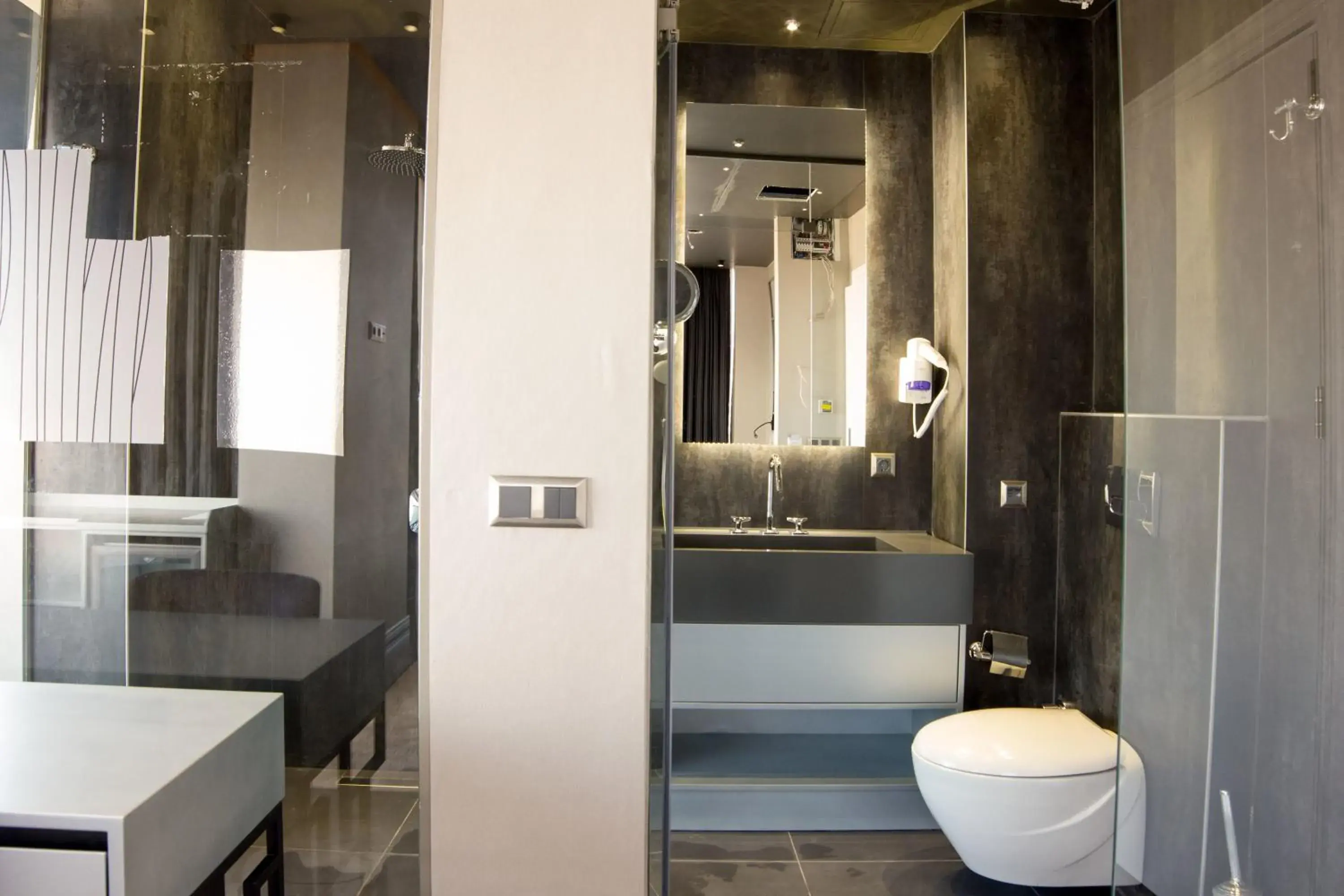 Bathroom in Rios Edition Hotel