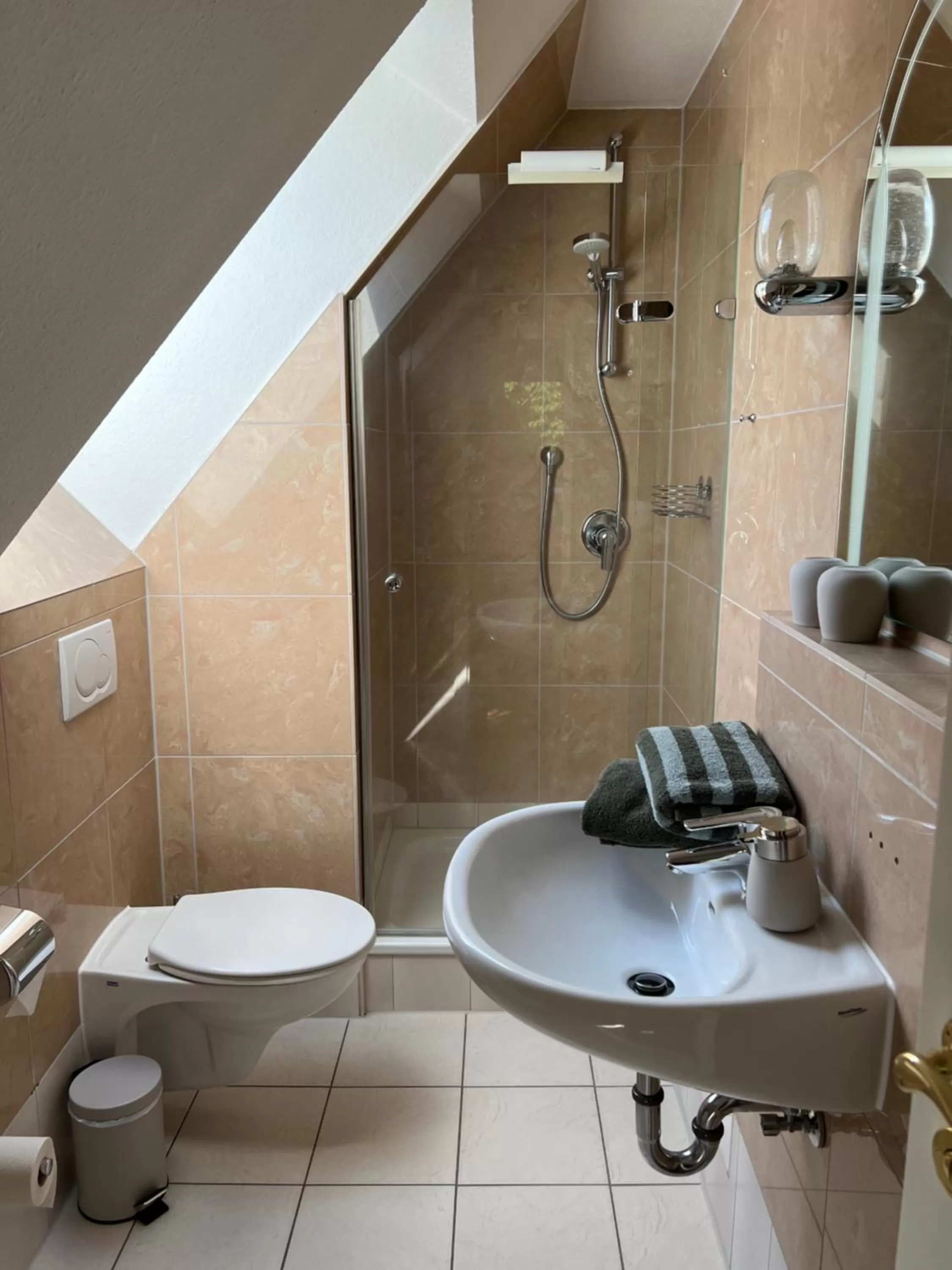 Bathroom in Niedersachsen Hof