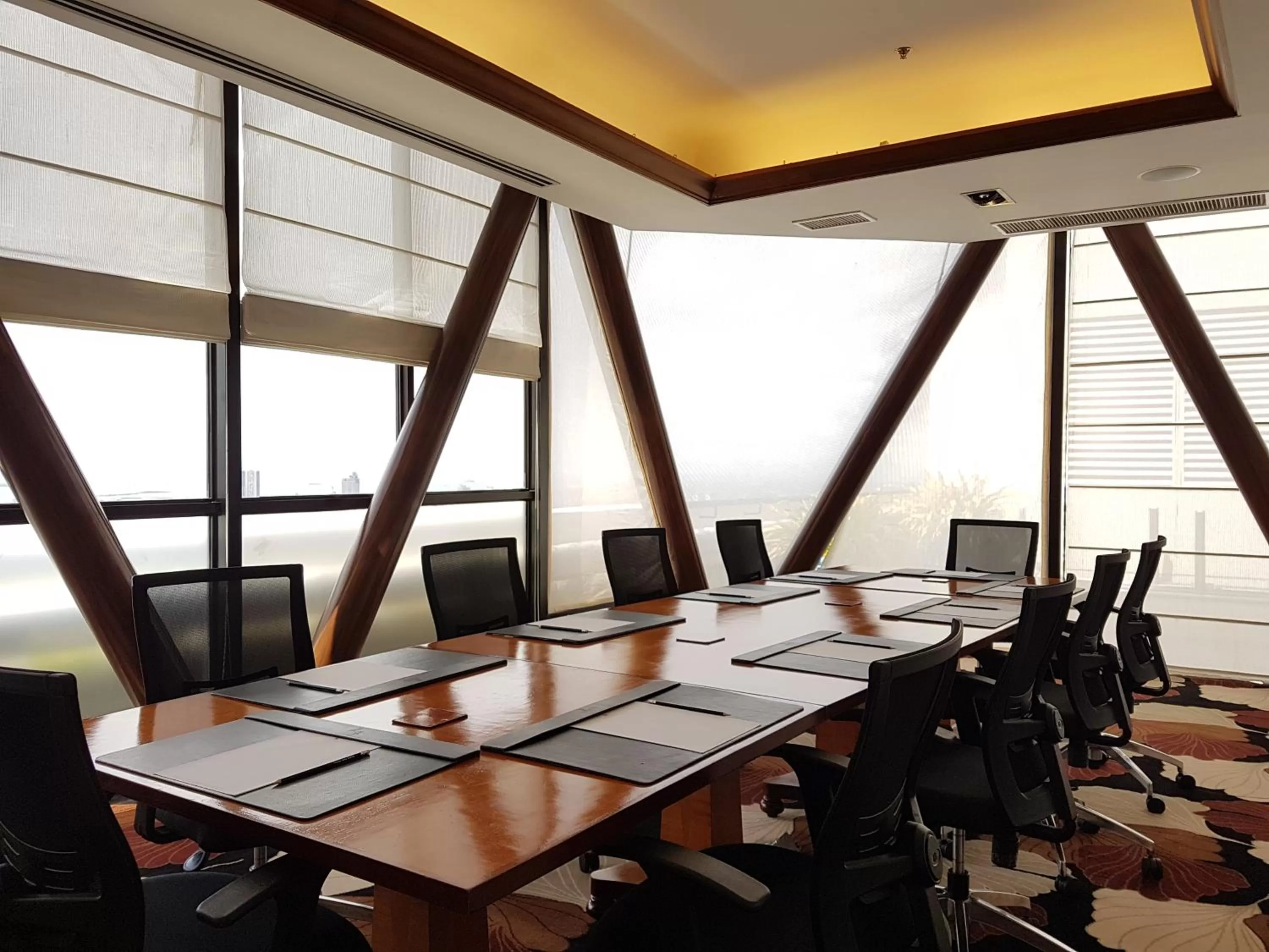Business facilities in Marco Polo Plaza Cebu