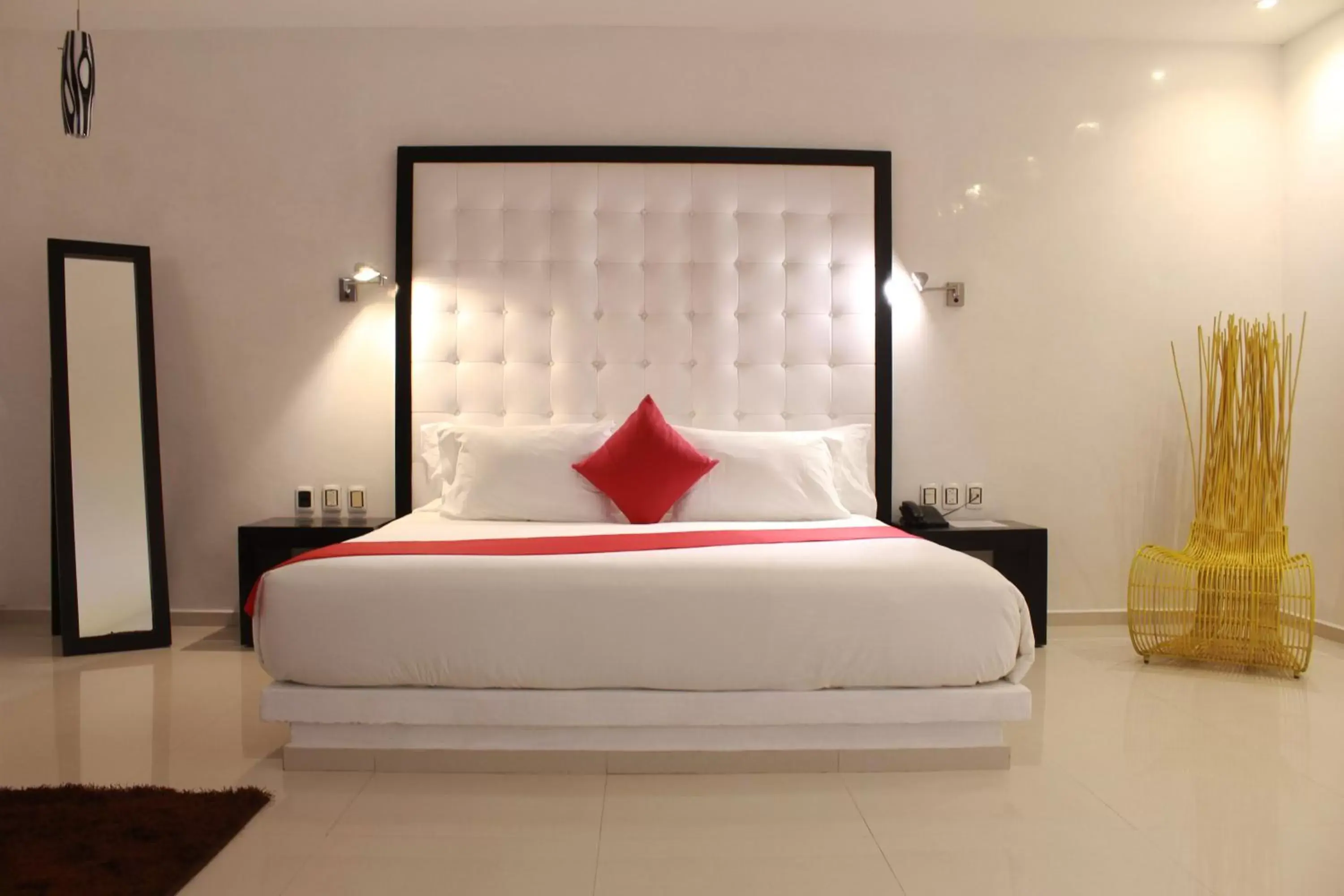 Bedroom, Bed in In Fashion Hotel & Spa