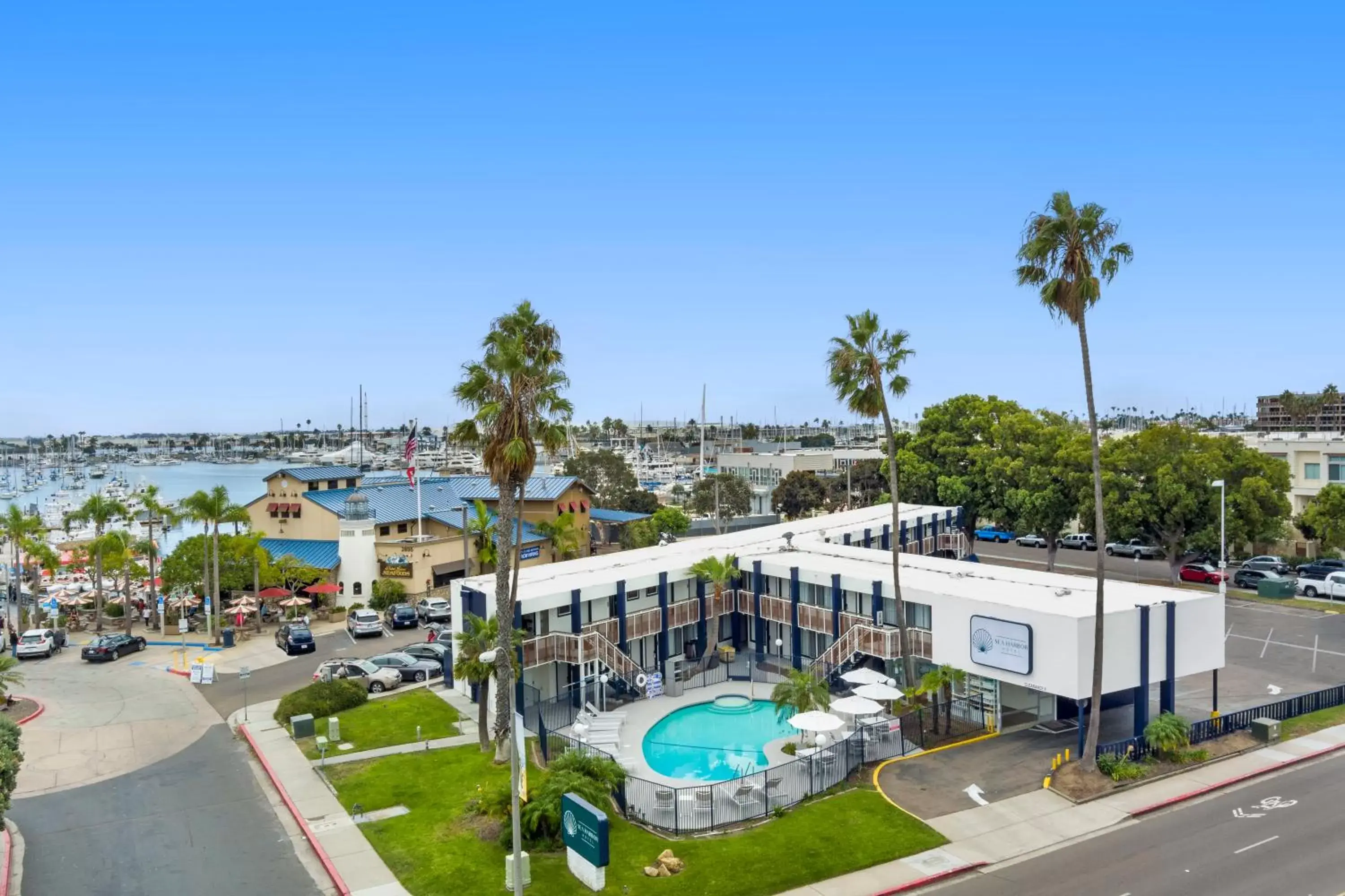 Pool View in Sea Harbor Hotel - San Diego