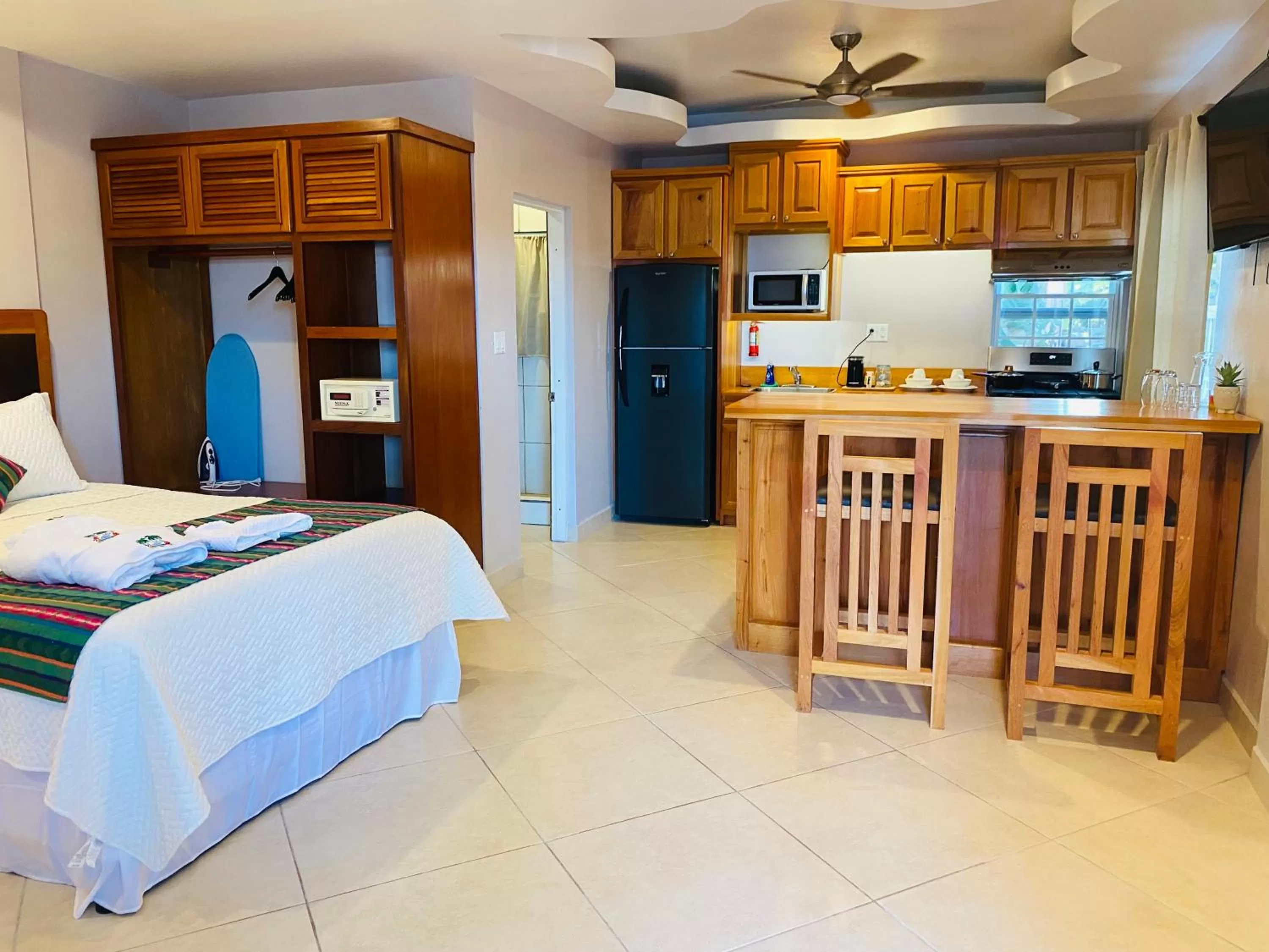 Bedroom, Bed in La Isla Resort