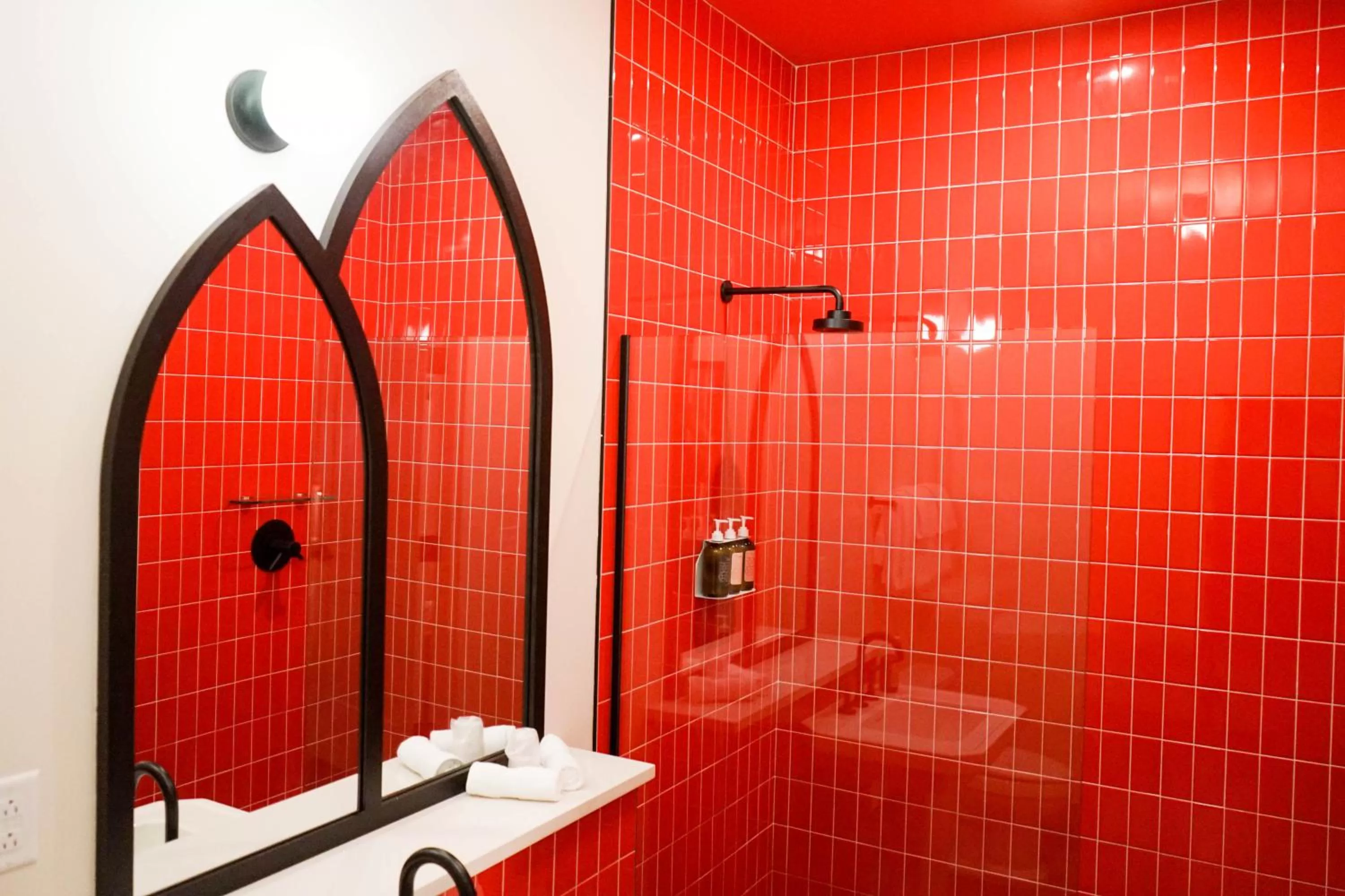 Shower in The Russell