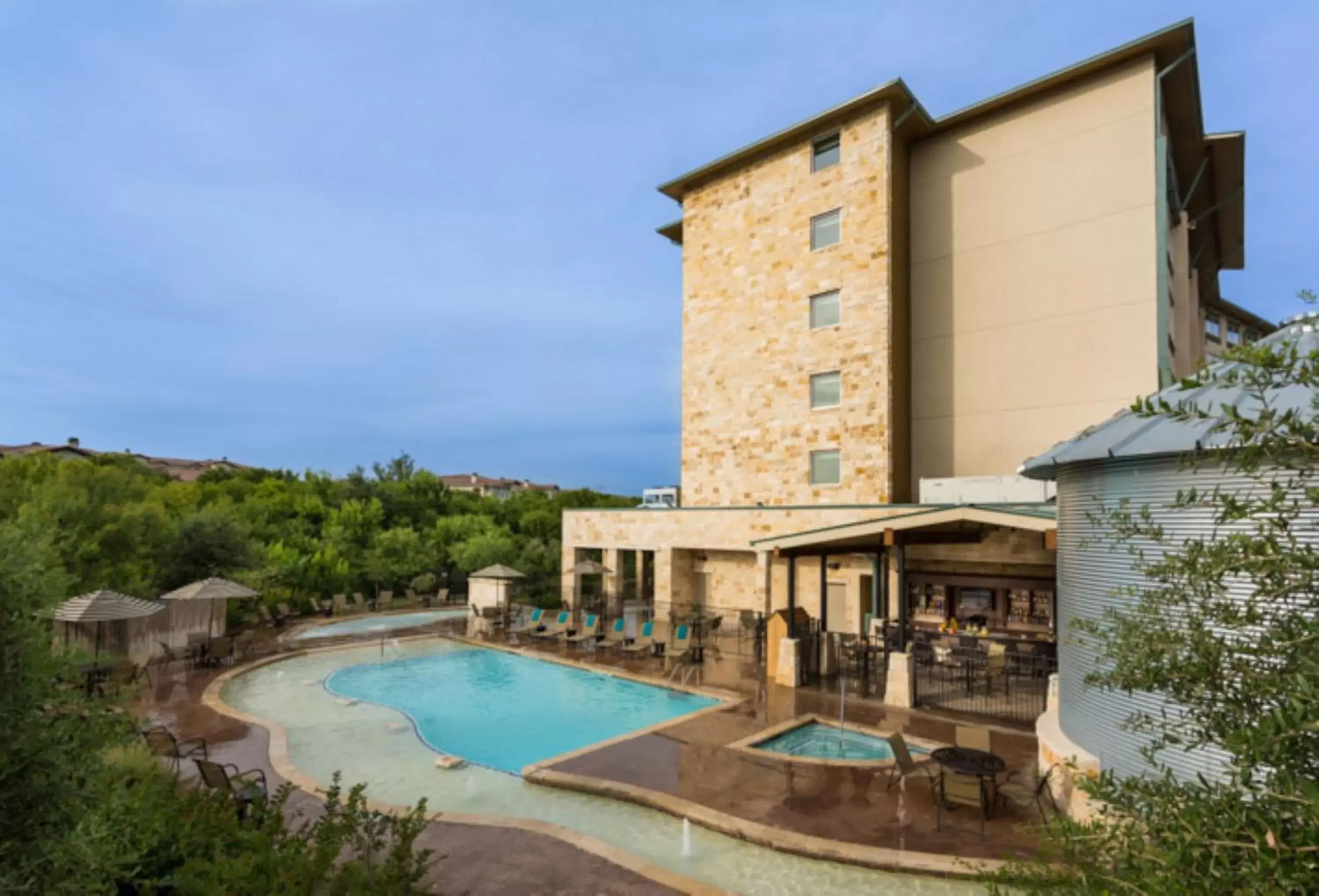 Swimming pool, Property Building in Holiday Inn San Antonio Northwest- SeaWorld Area, an IHG Hotel