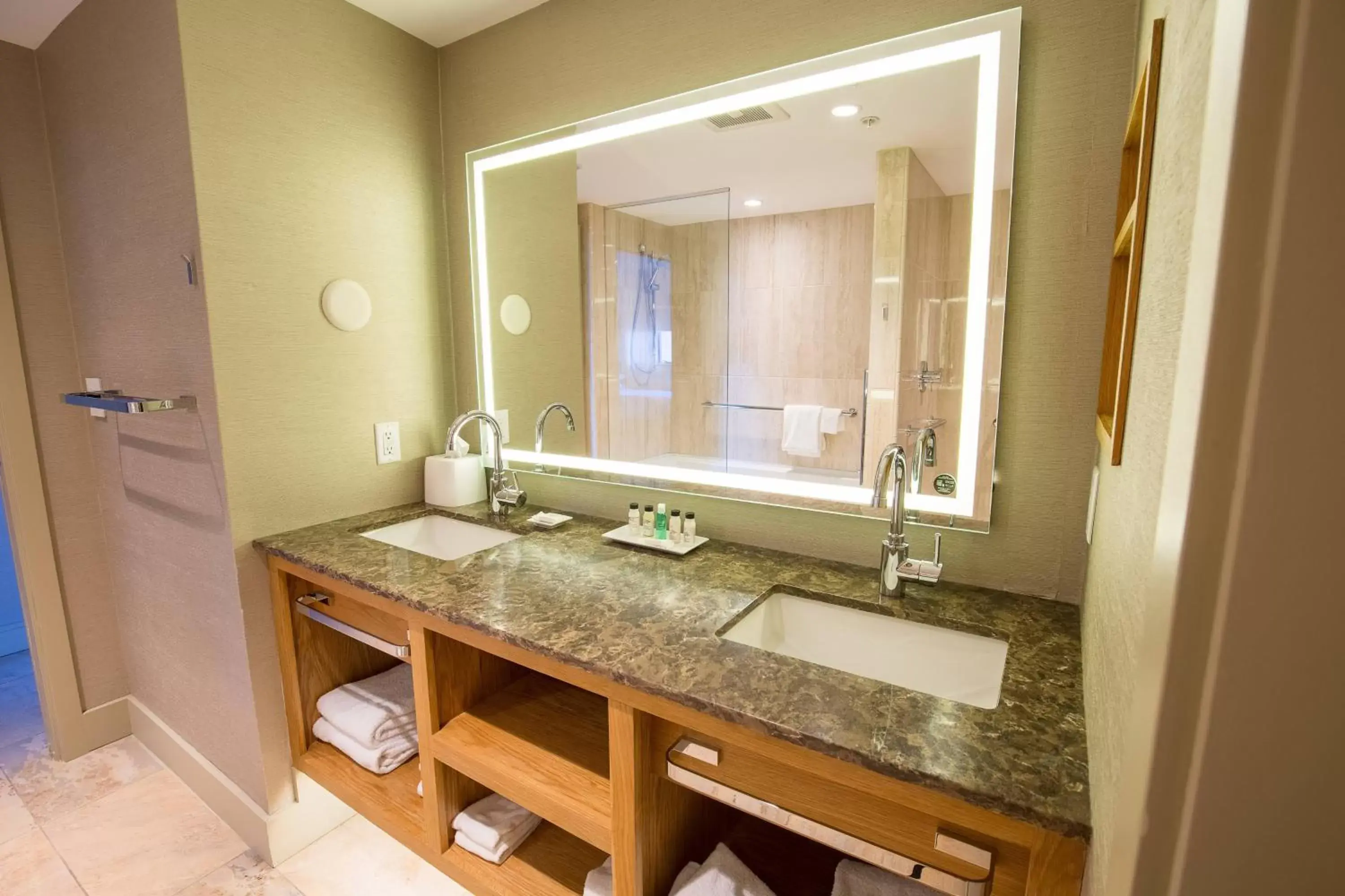 Bathroom in Delta Hotels by Marriott Kamloops