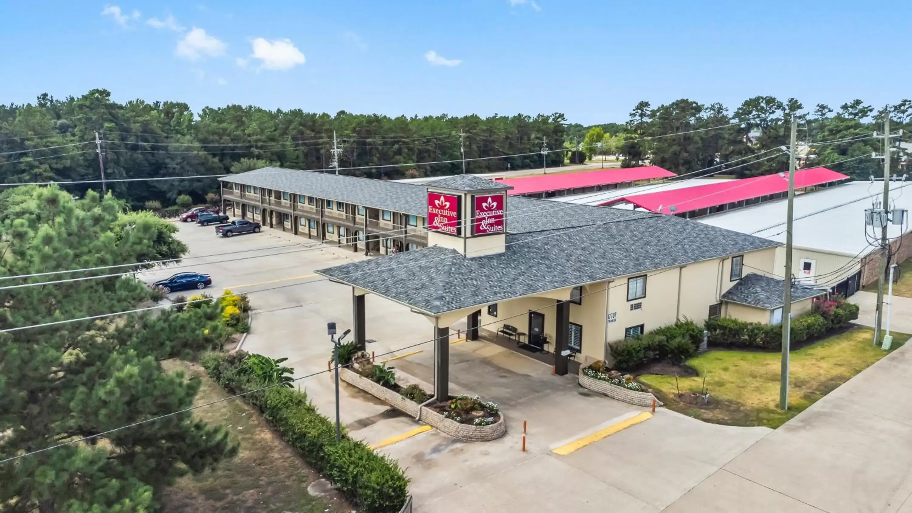 Property building, Bird's-eye View in Executive Inn & Suites Magnolia