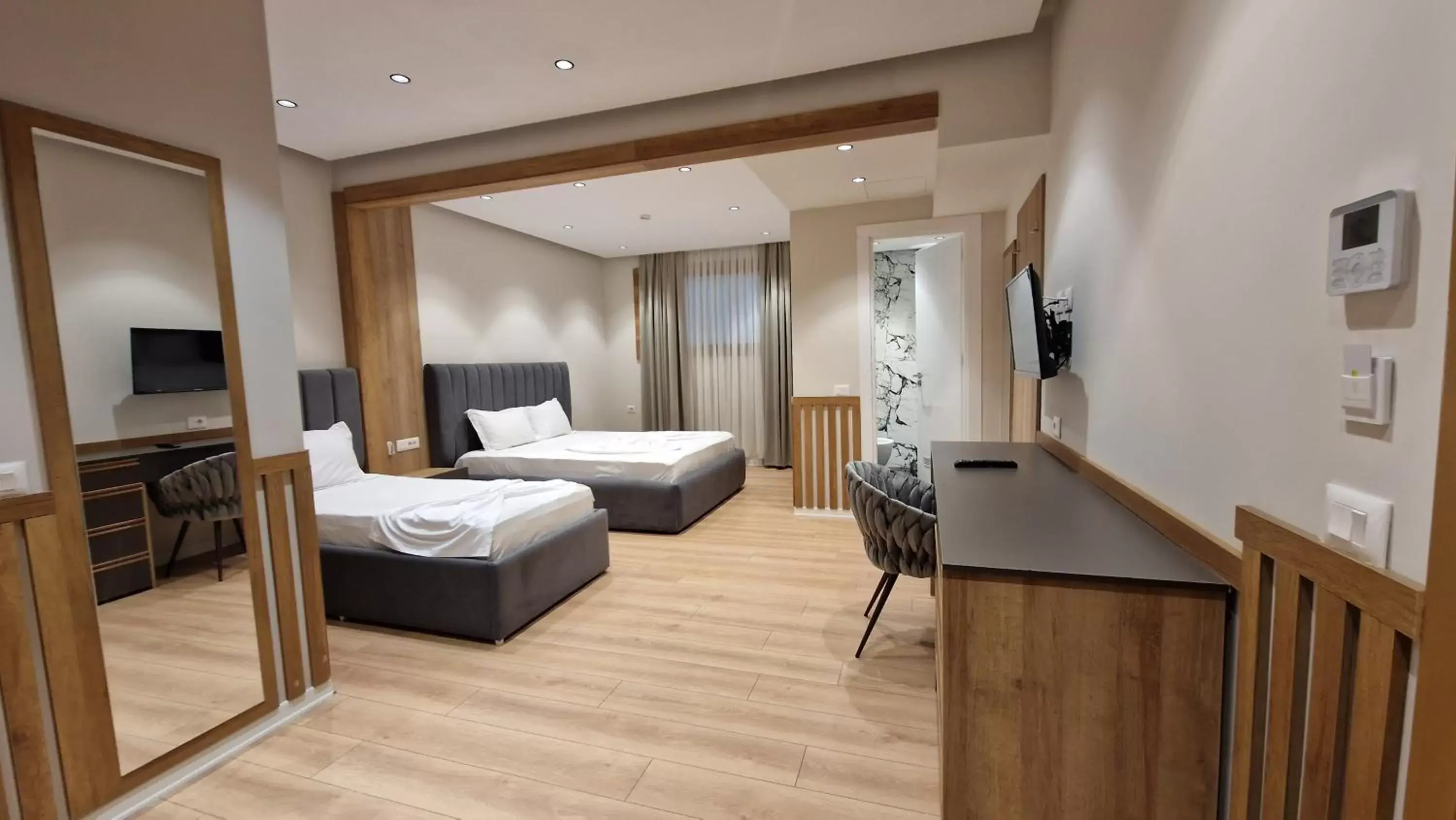 Standard Family Room in Hotel Colis Standard Family Room in Hotel Colis