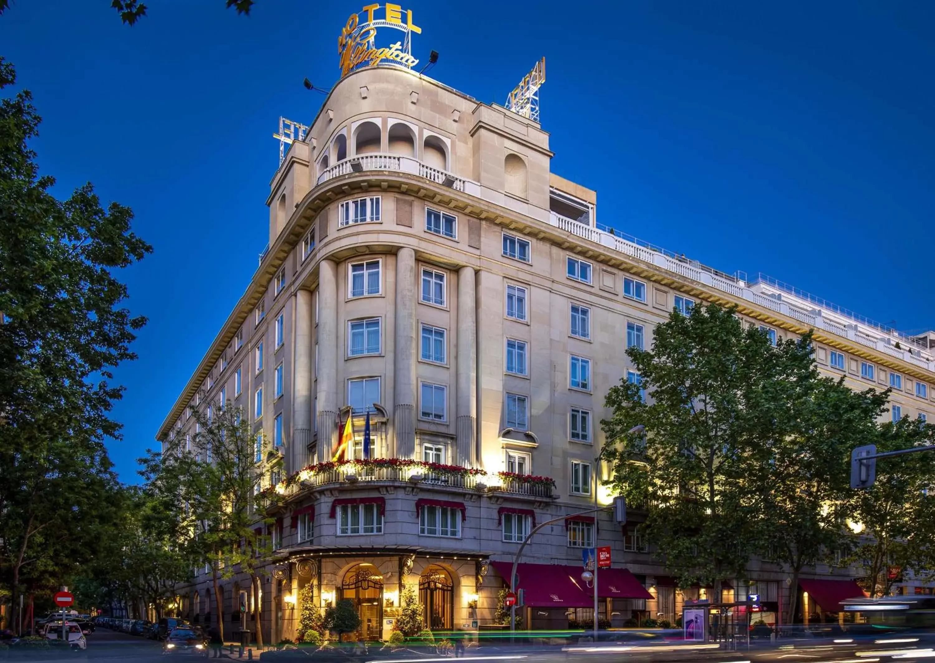 Property Building in Wellington Hotel & Spa Madrid