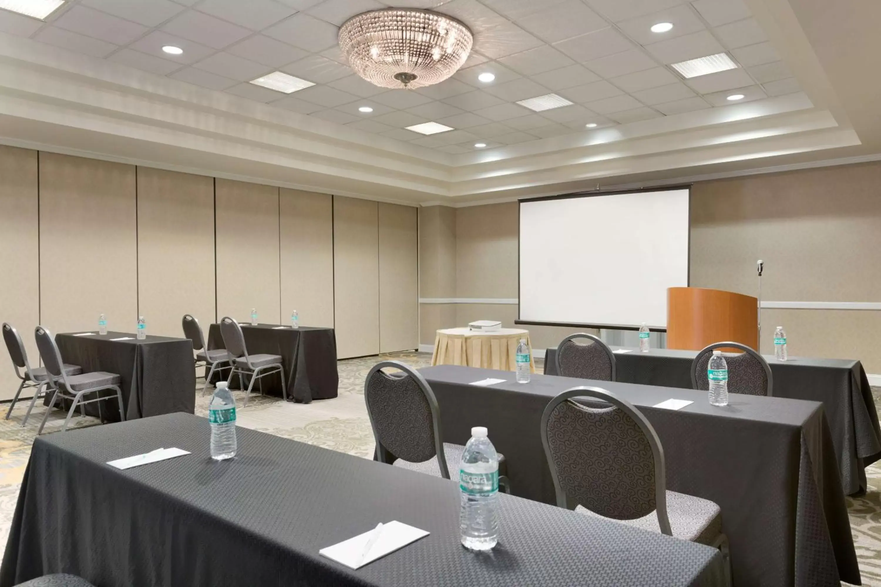 Meeting/conference room in Embassy Suites Newark - Wilmington/South