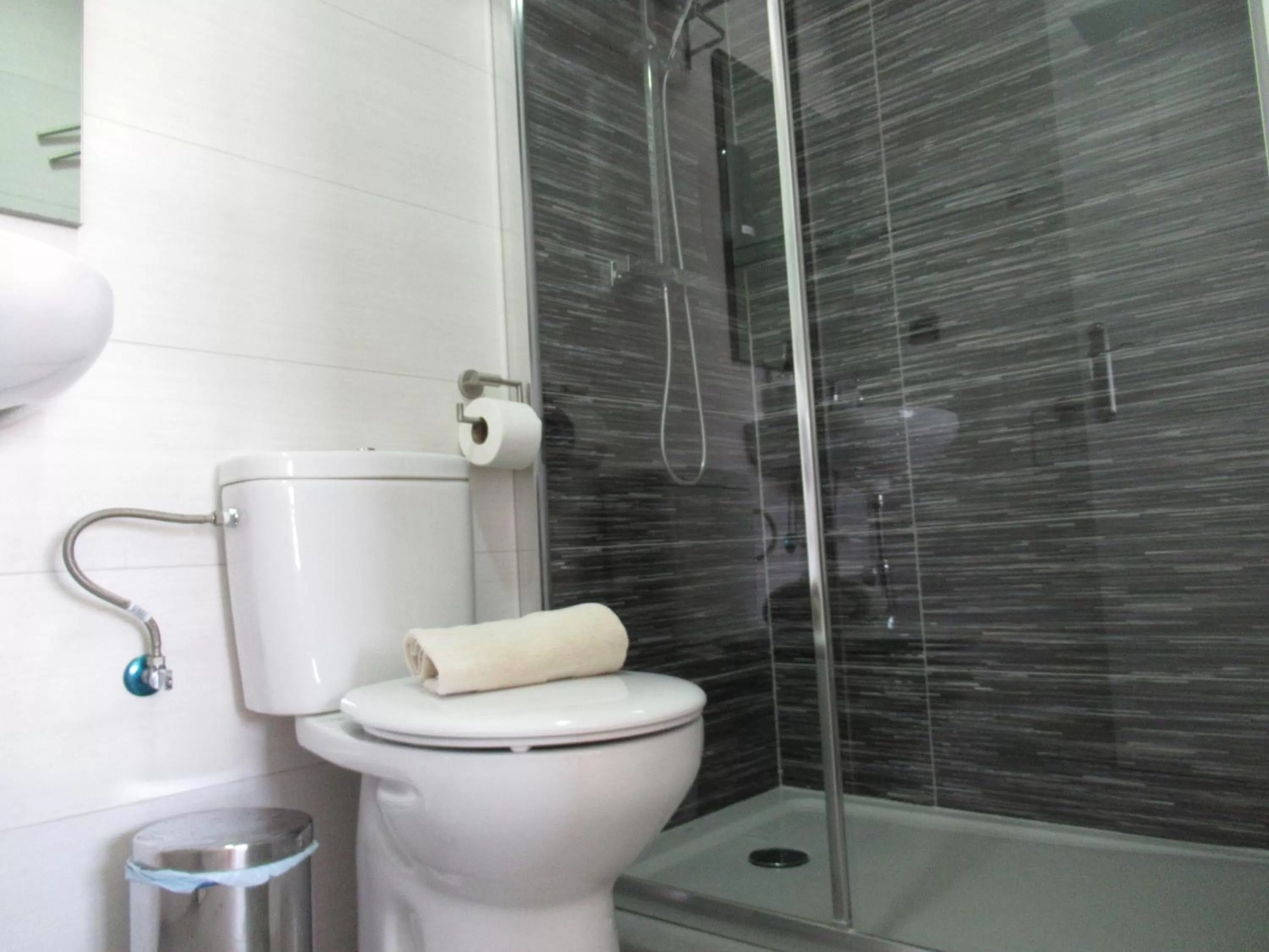 Bathroom in NÁUTICO Suites, by Comfortable Luxury - Adults Only
