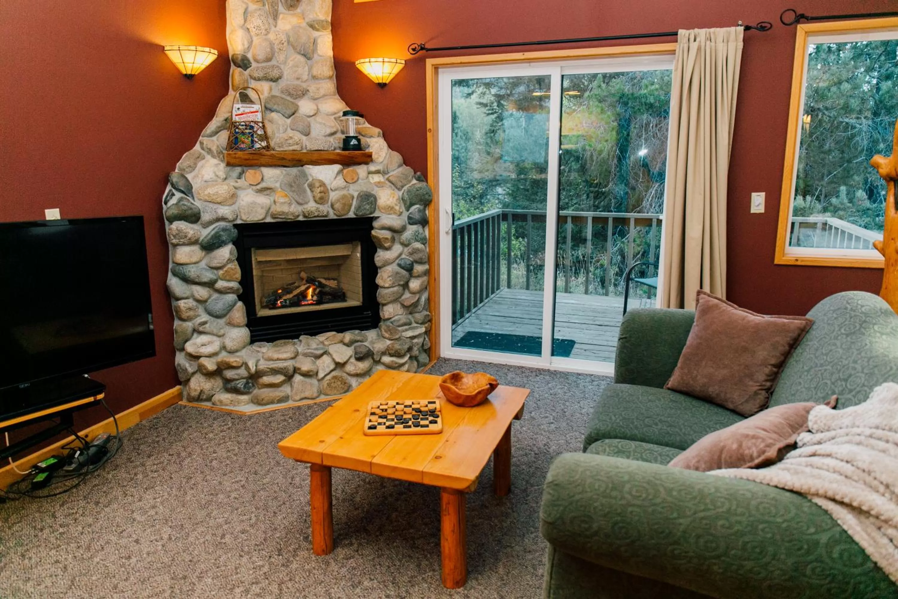 Living room in Pine River Ranch B&B