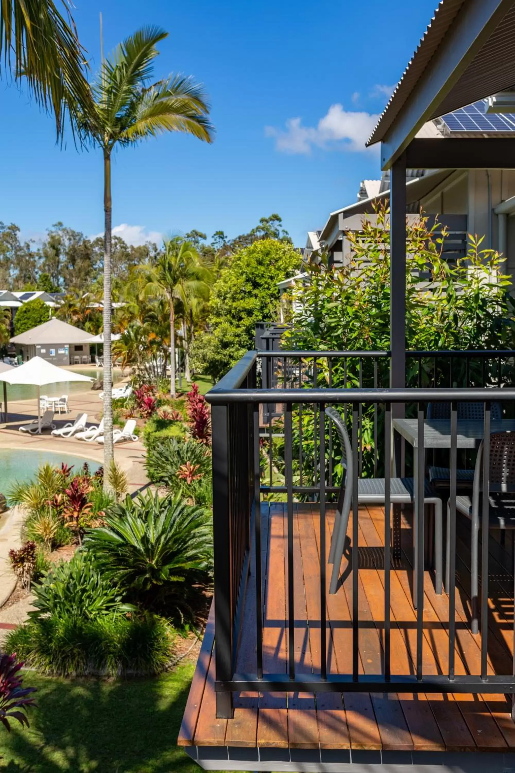 Noosa Lakes Resort