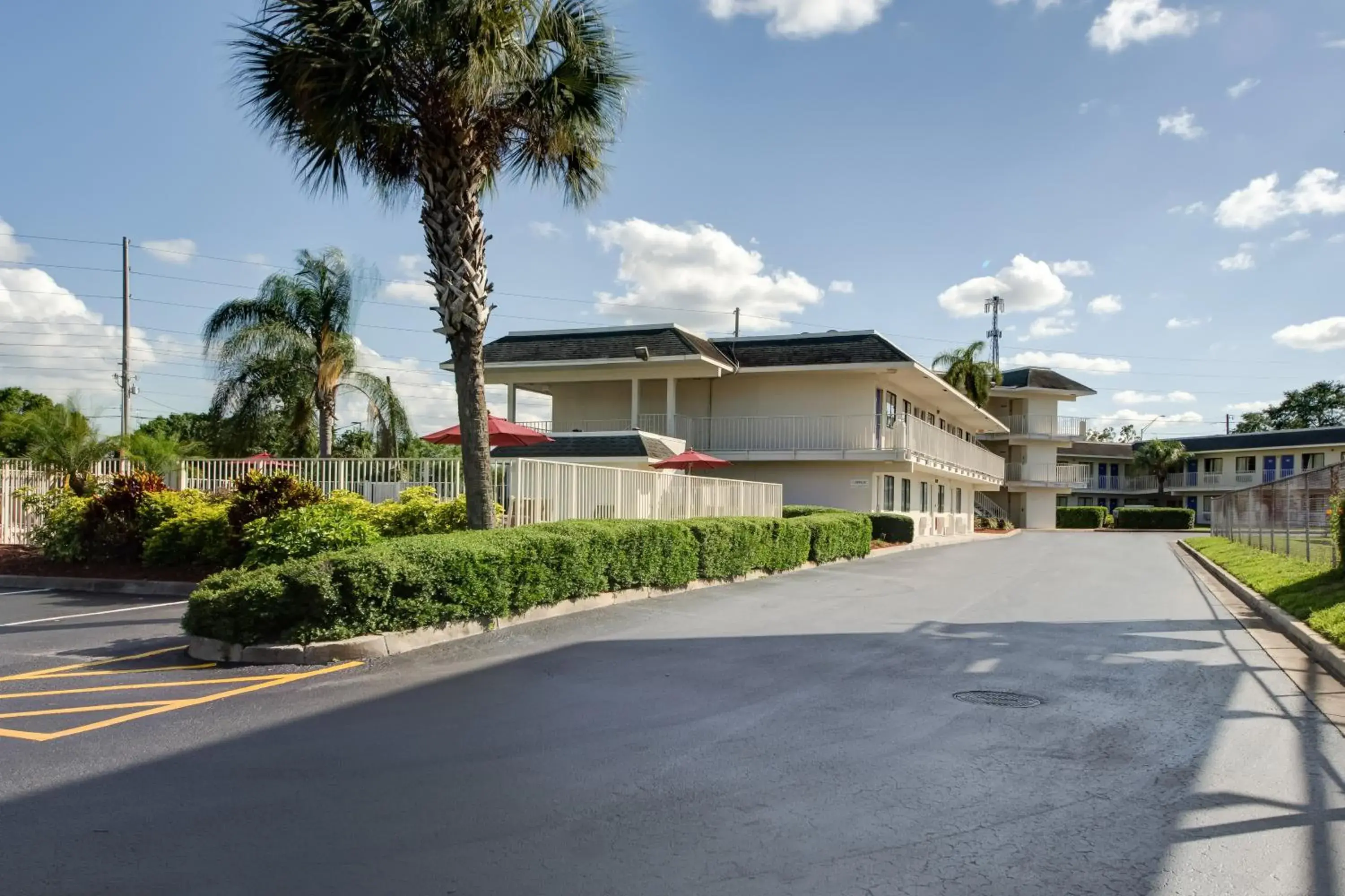 Property building in Motel 6-Lakeland, FL Property building in Motel 6-Lakeland, FL
