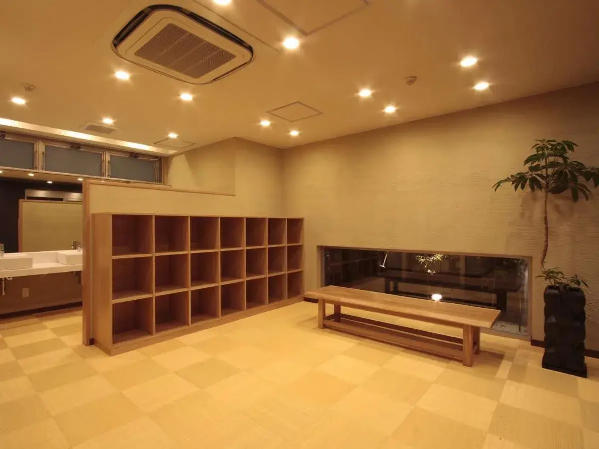 Lobby/Reception in Kansai Airport Spa Hotel Garden Palace