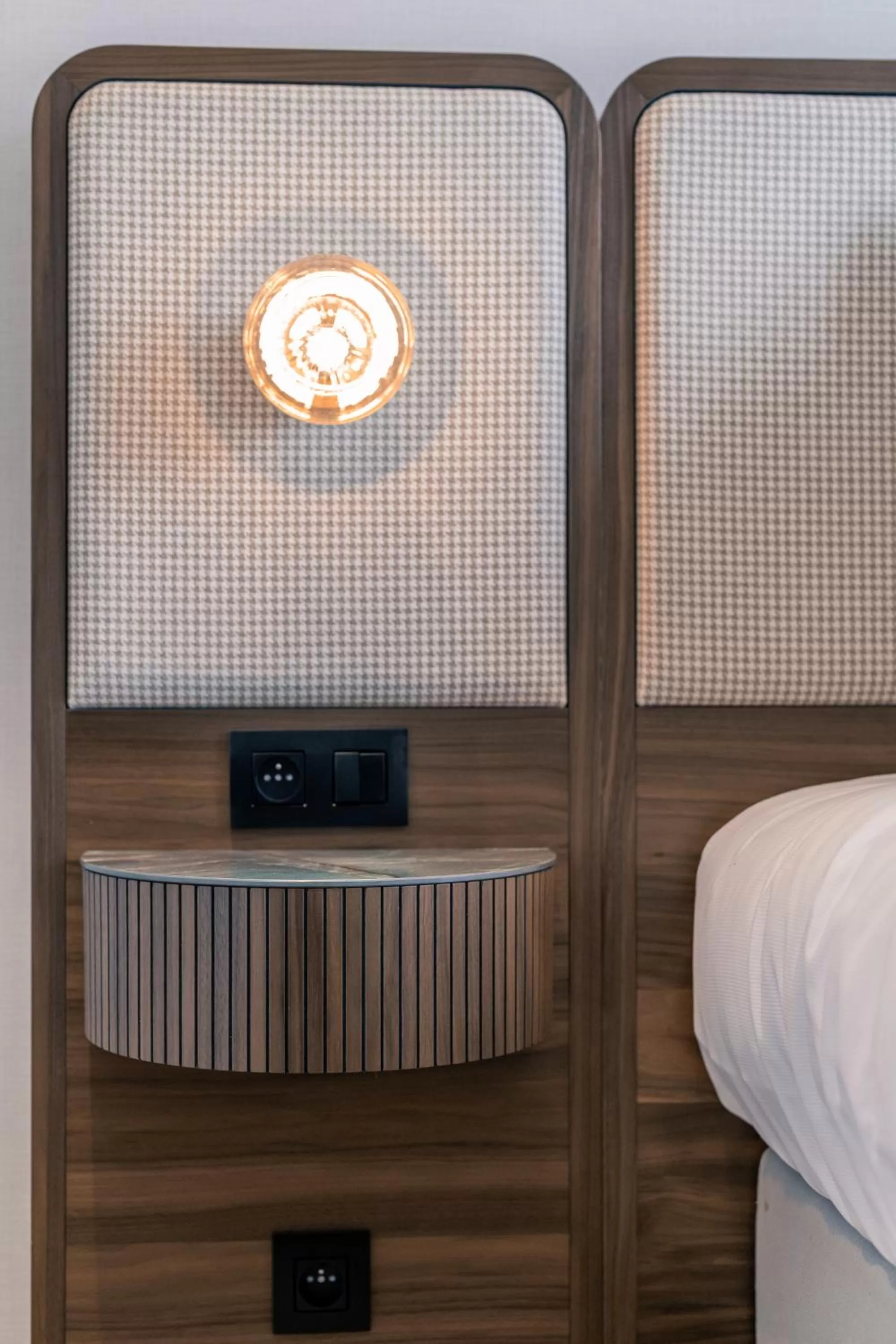 Decorative detail, Bed in Hotel Du Parc