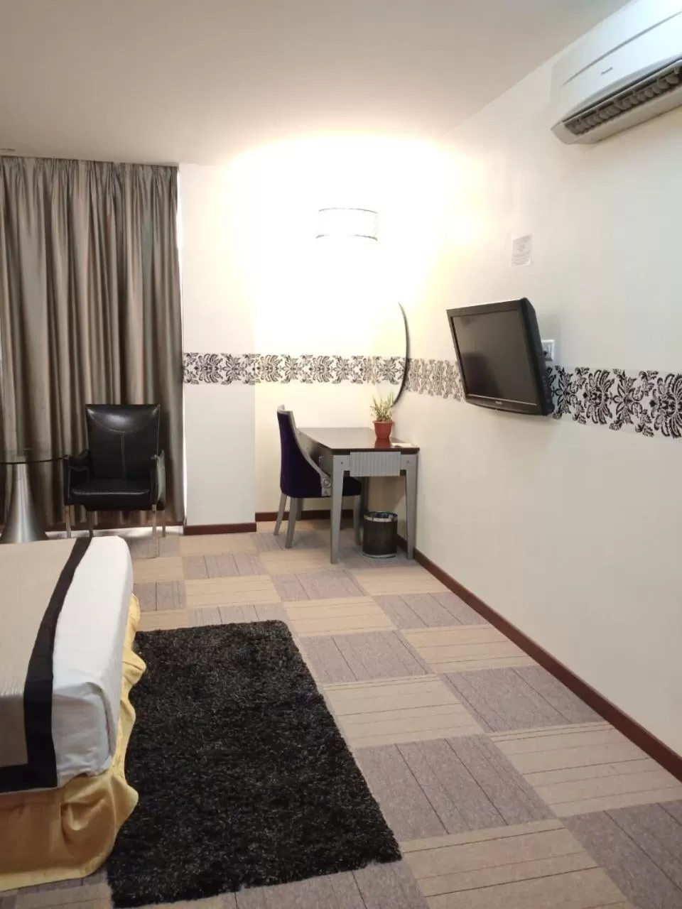 Bedroom, Bed in Shervinton Executive Boutique Hotel