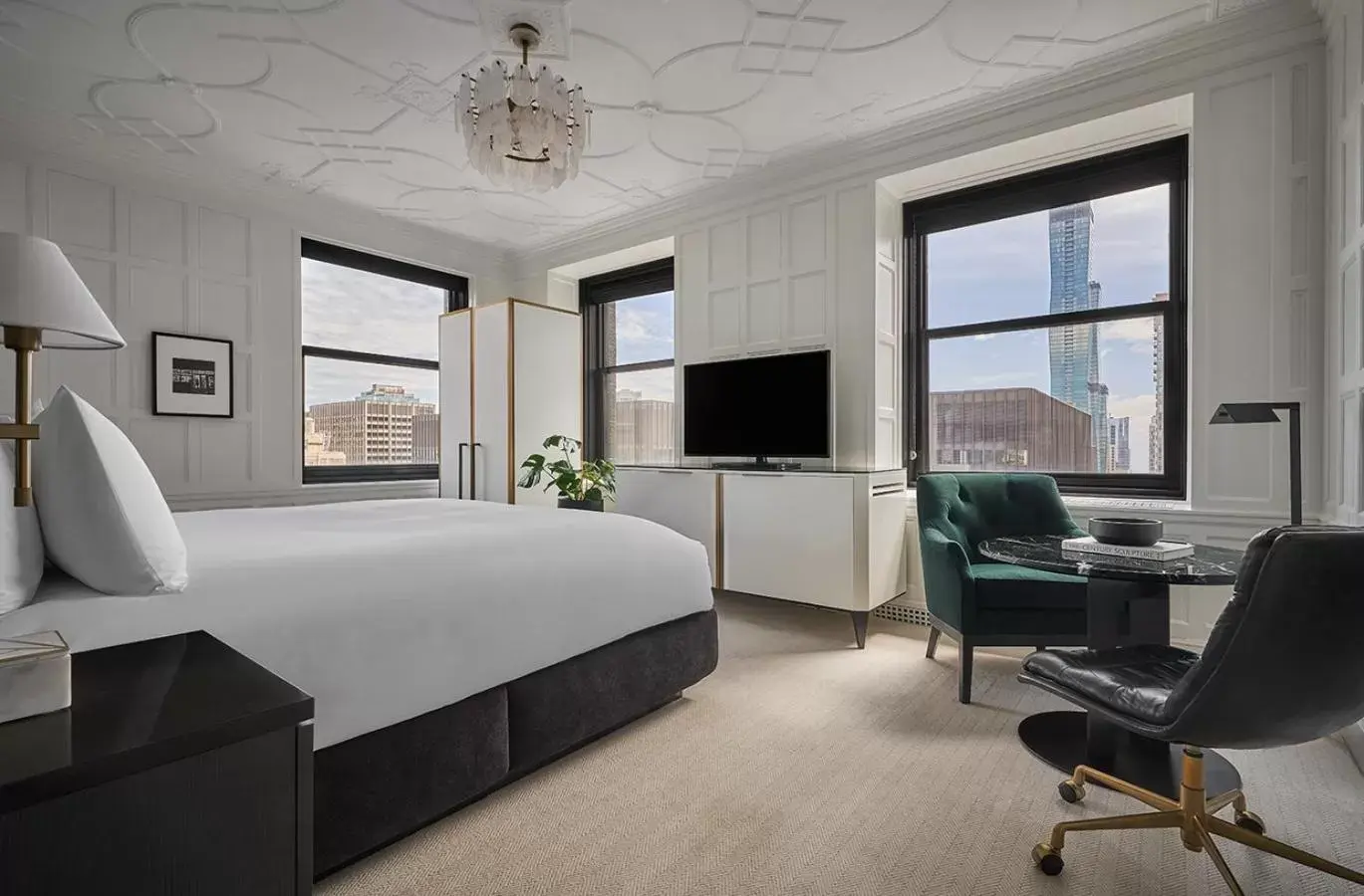 Bed in Pendry Chicago