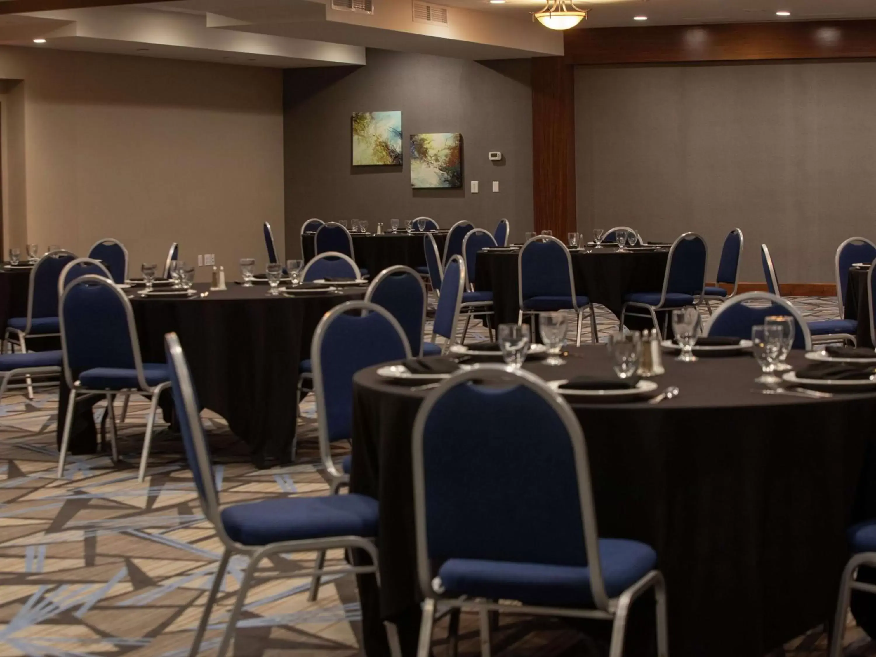 Meeting/conference room in Doubletree By Hilton Omaha Southwest, Ne