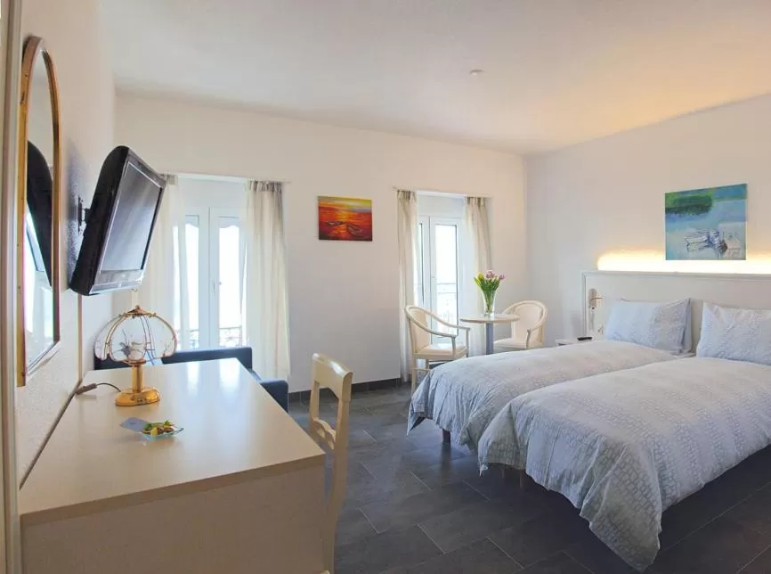 Bed in Hôtel du Port