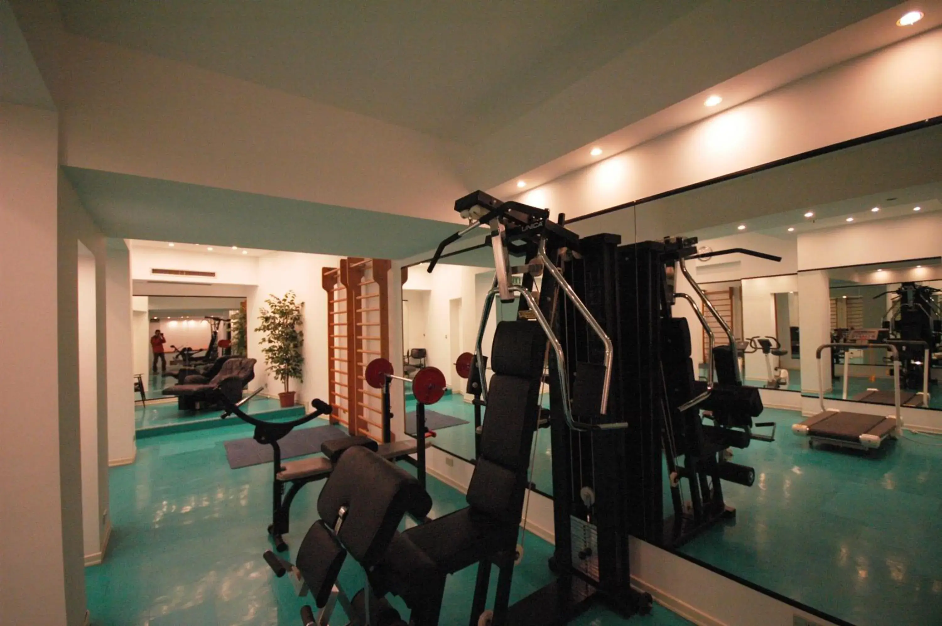 Fitness centre/facilities, Fitness Center/Facilities in Hotel Mec