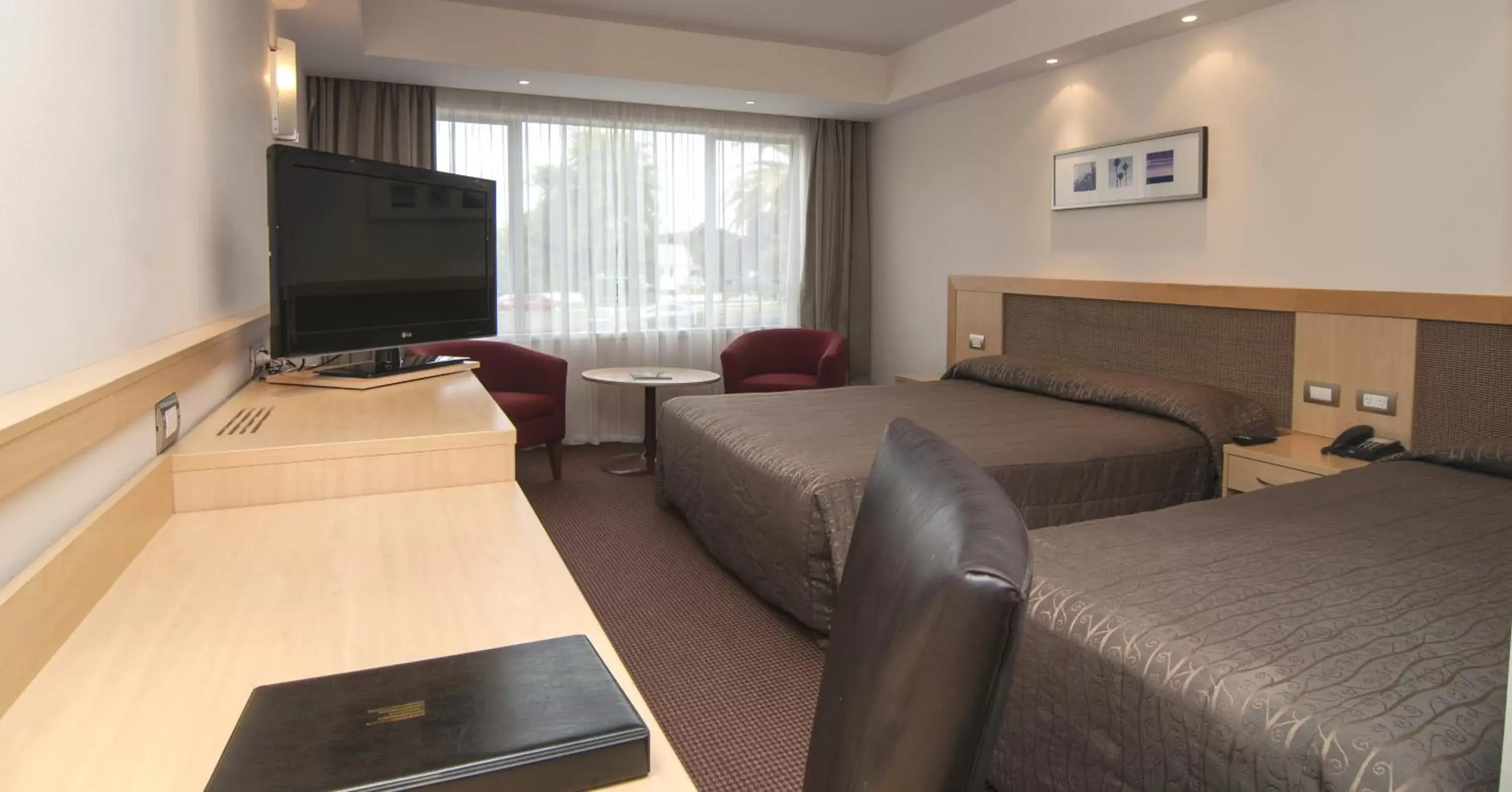 Photo of the whole room, TV/Entertainment Center in Copthorne Hotel Rotorua