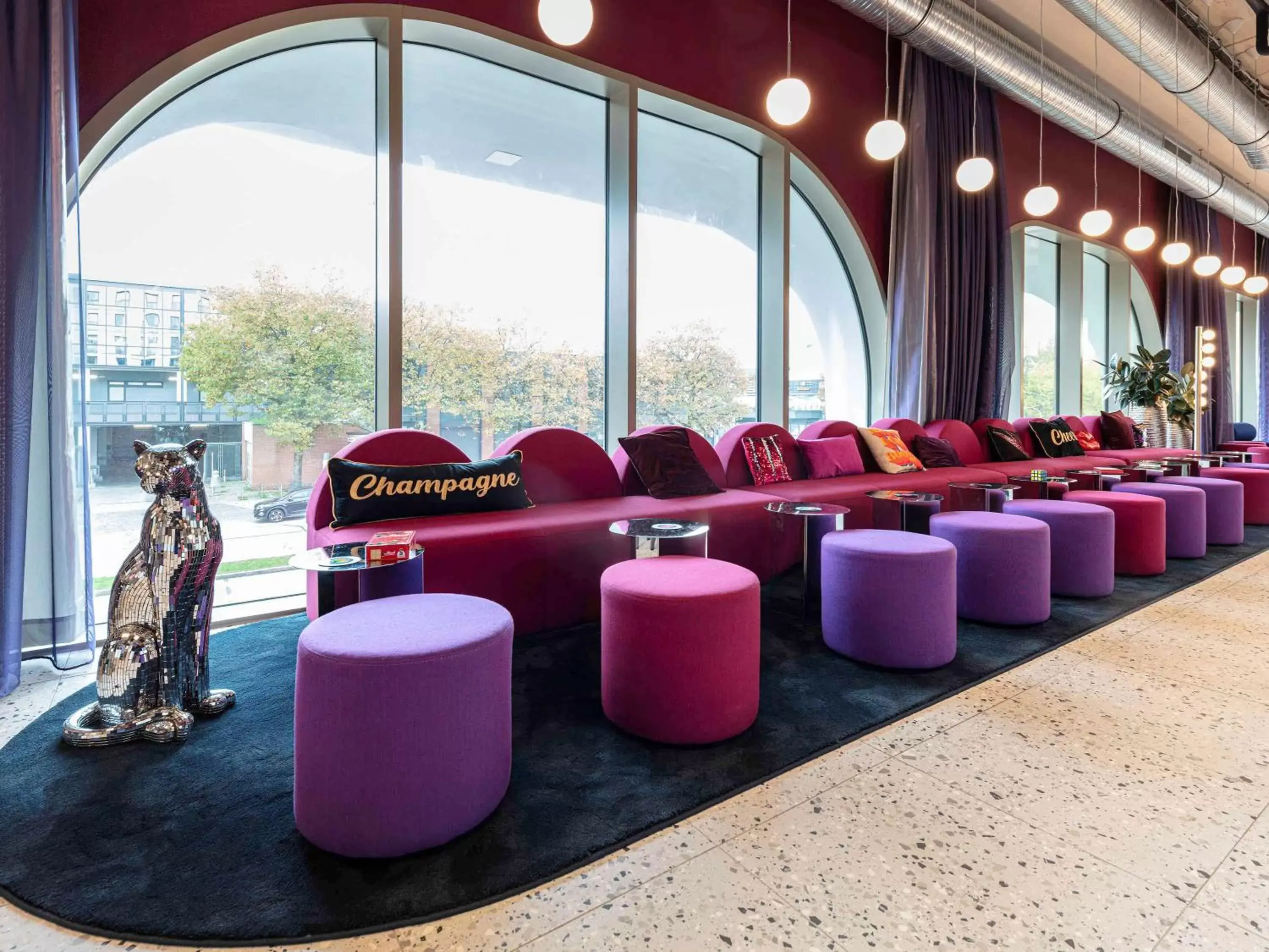 Lounge or bar in ibis Styles Muenchen Perlach Lounge or bar in ibis Styles Muenchen Perlach