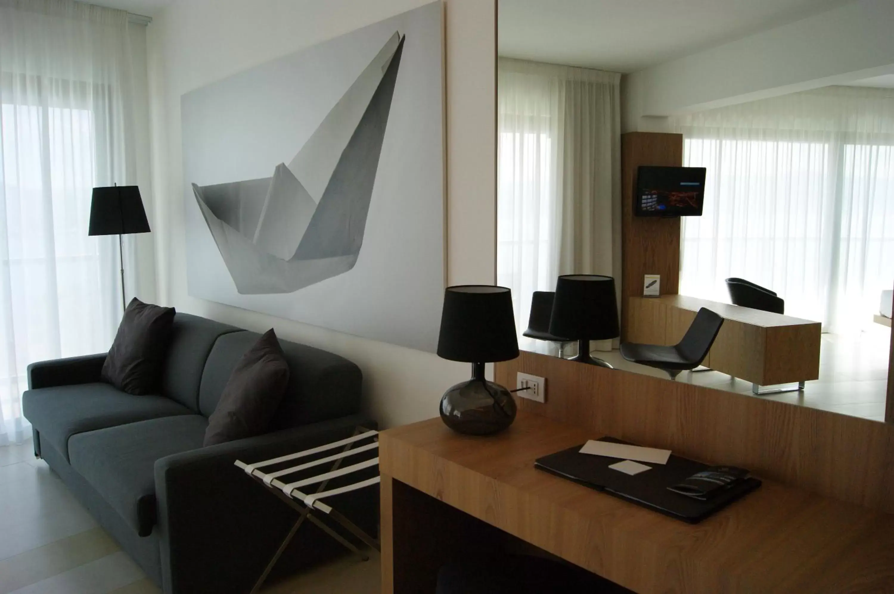 TV and multimedia, Seating Area in Eolian Milazzo Hotel