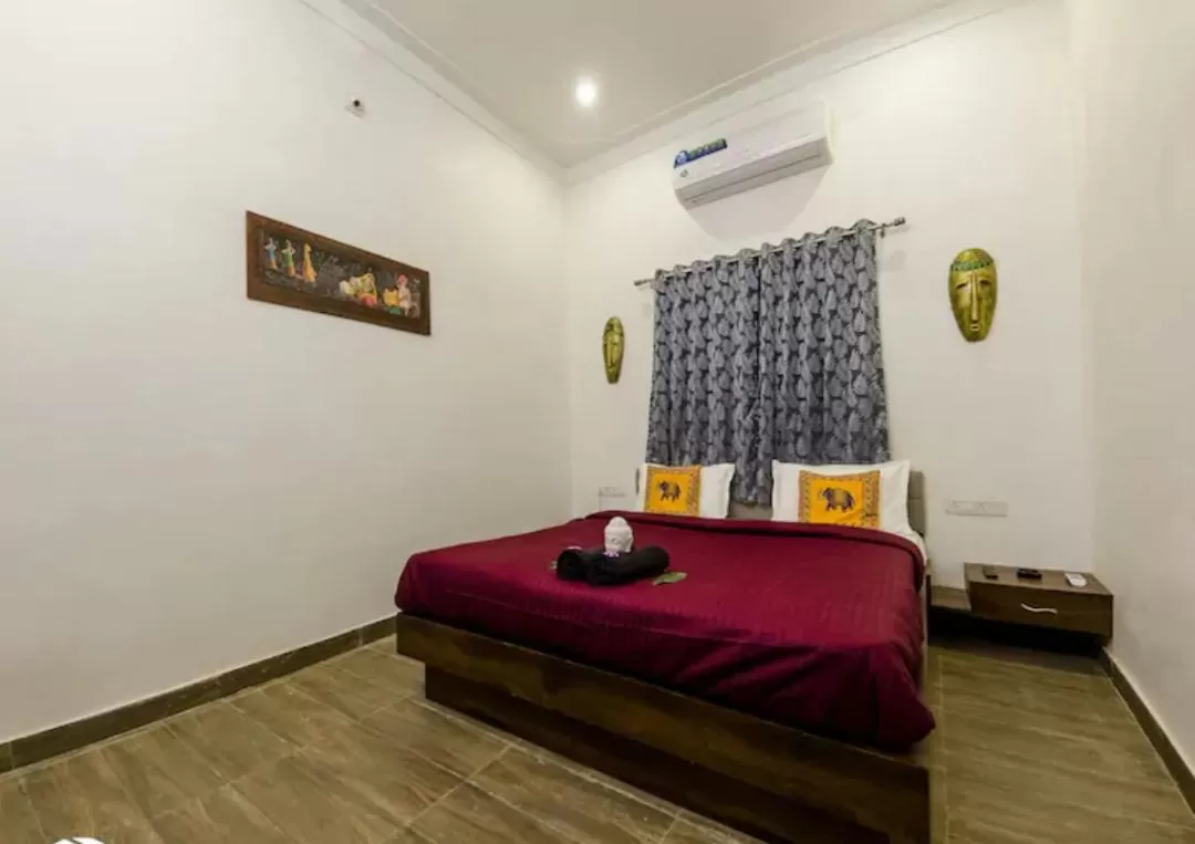 Bed in Royal Heritage Haveli Udaipur