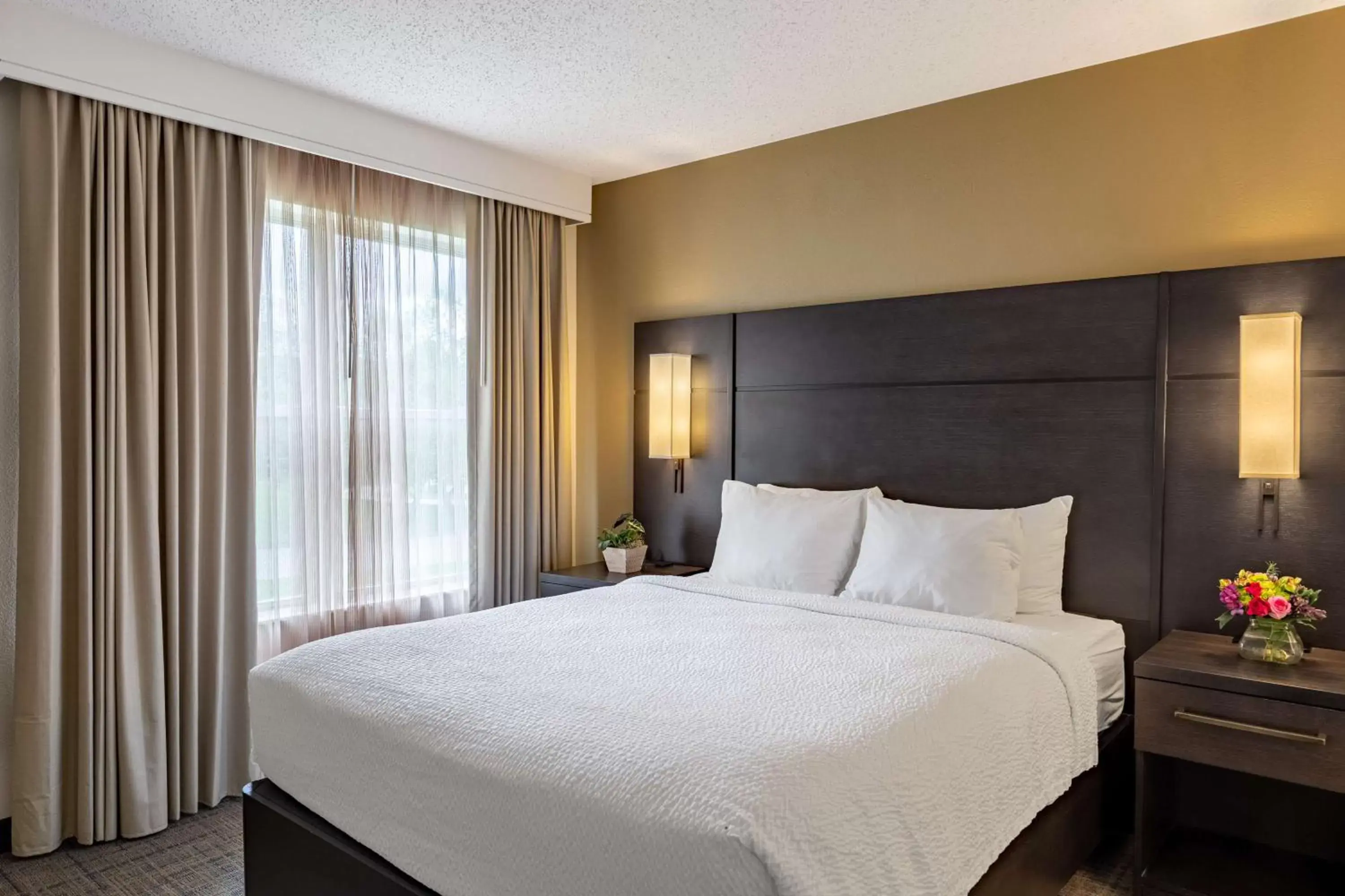 Bedroom, Bed in Sonesta ES Suites Parsippany Morris Plains