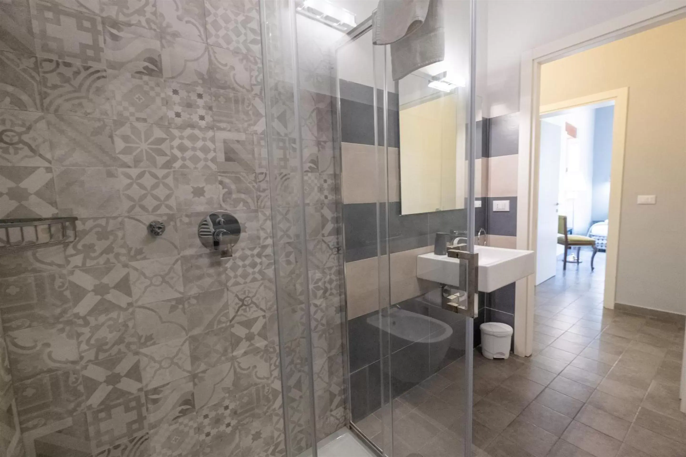 Shower, Bathroom in Palazzo Gilistro