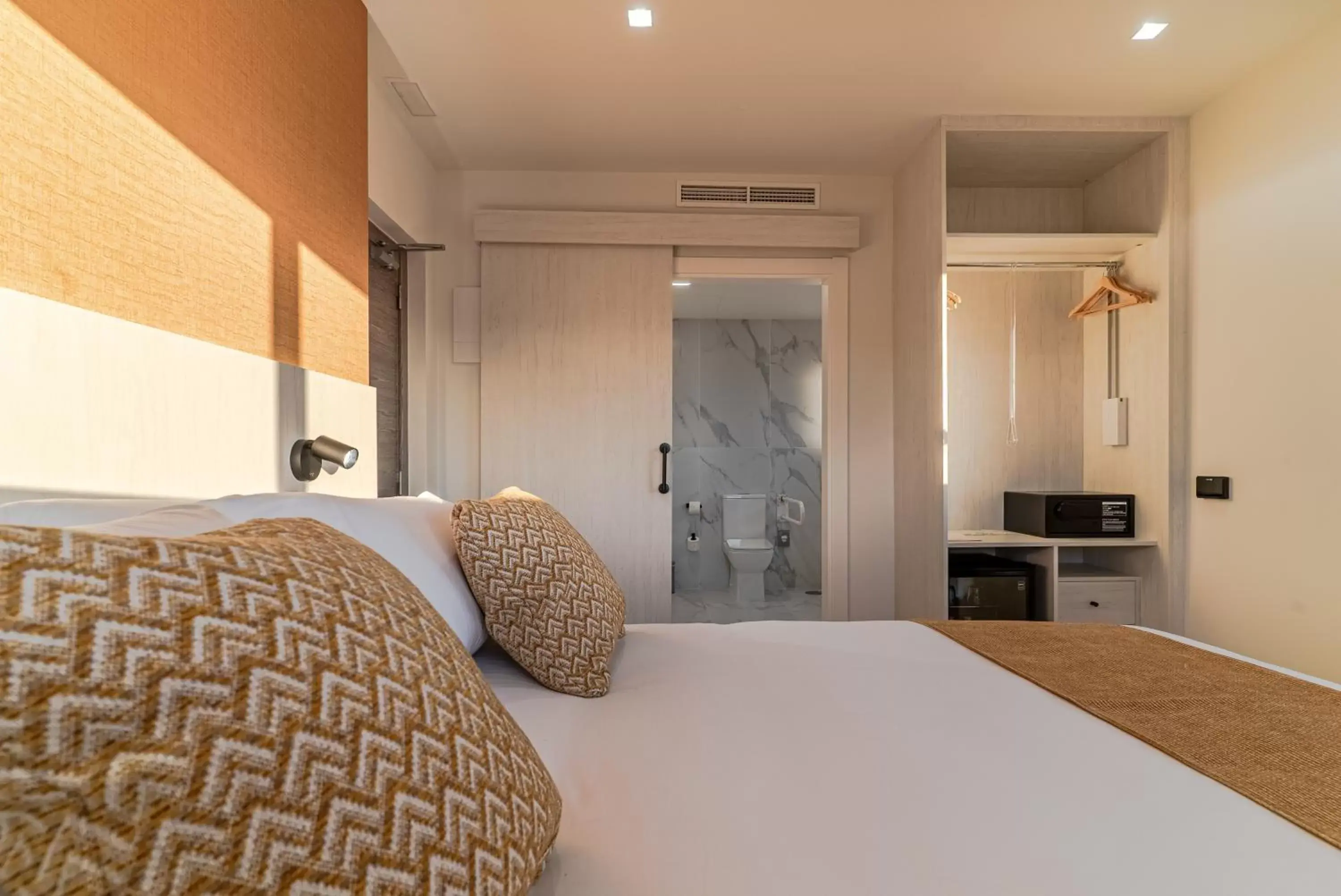 Deluxe Double Room - Mobility Accessible in Ramada Resort by Wyndham Puerto de Mazarron