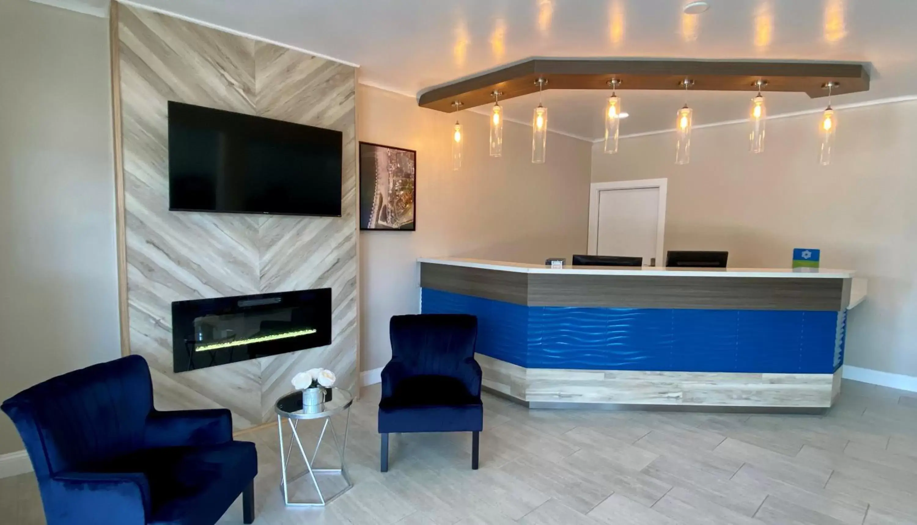 Lobby or reception in SureStay Hotel by Best Western Santa Cruz Lobby or reception in SureStay Hotel by Best Western Santa Cruz