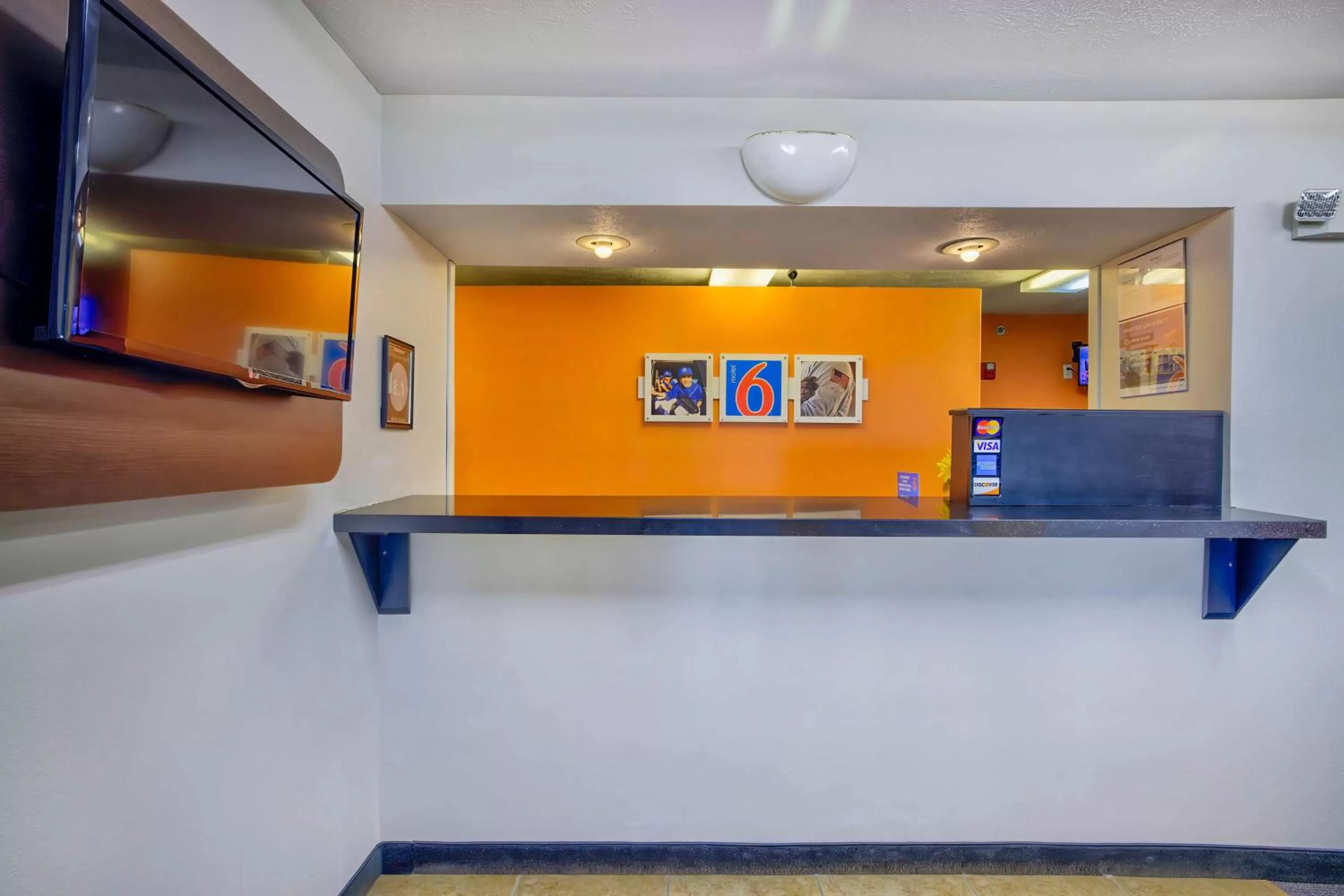 Lobby or reception in Motel 6-Percival, IA