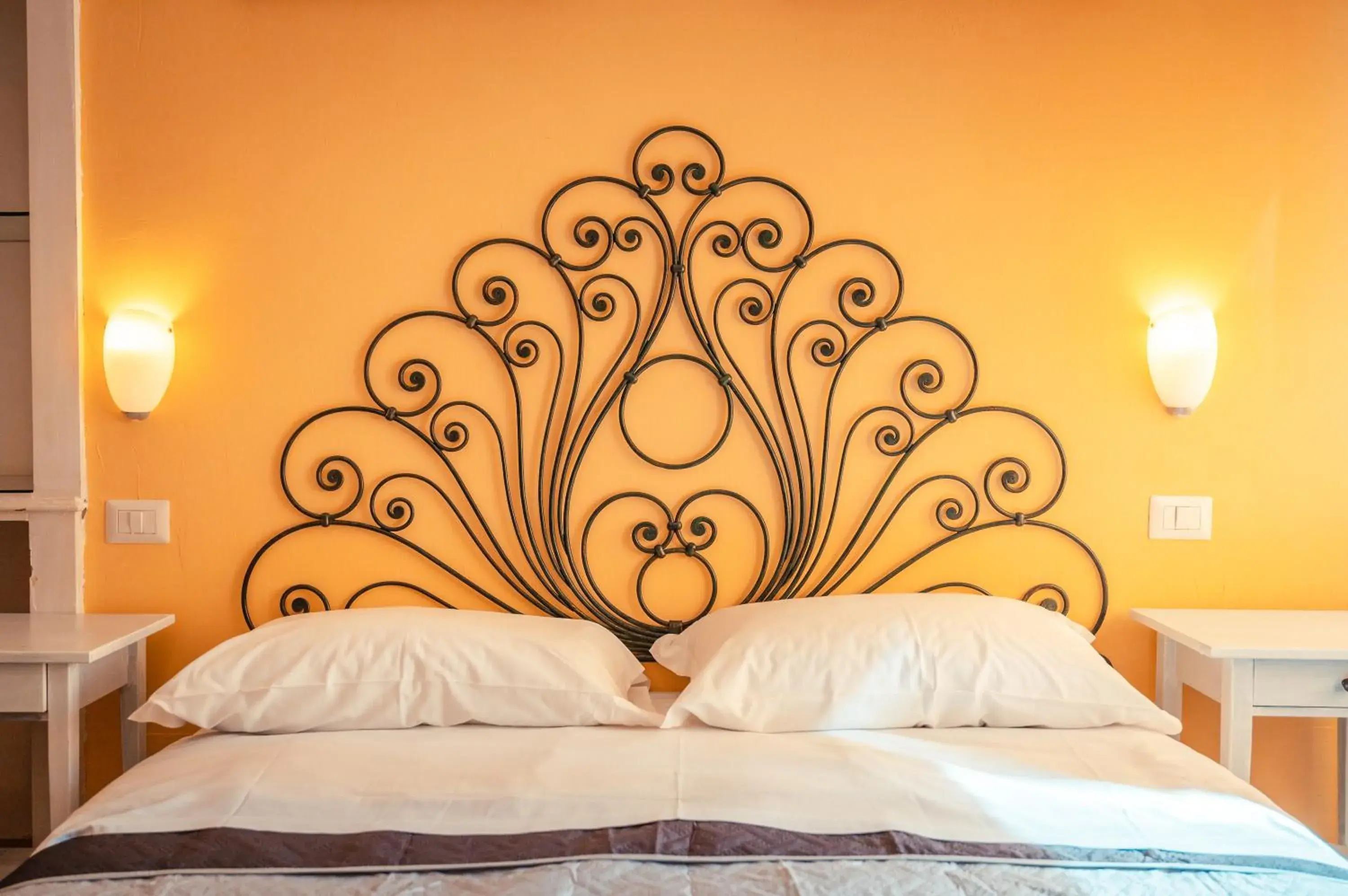 Bed in Taormina Garden Hotel