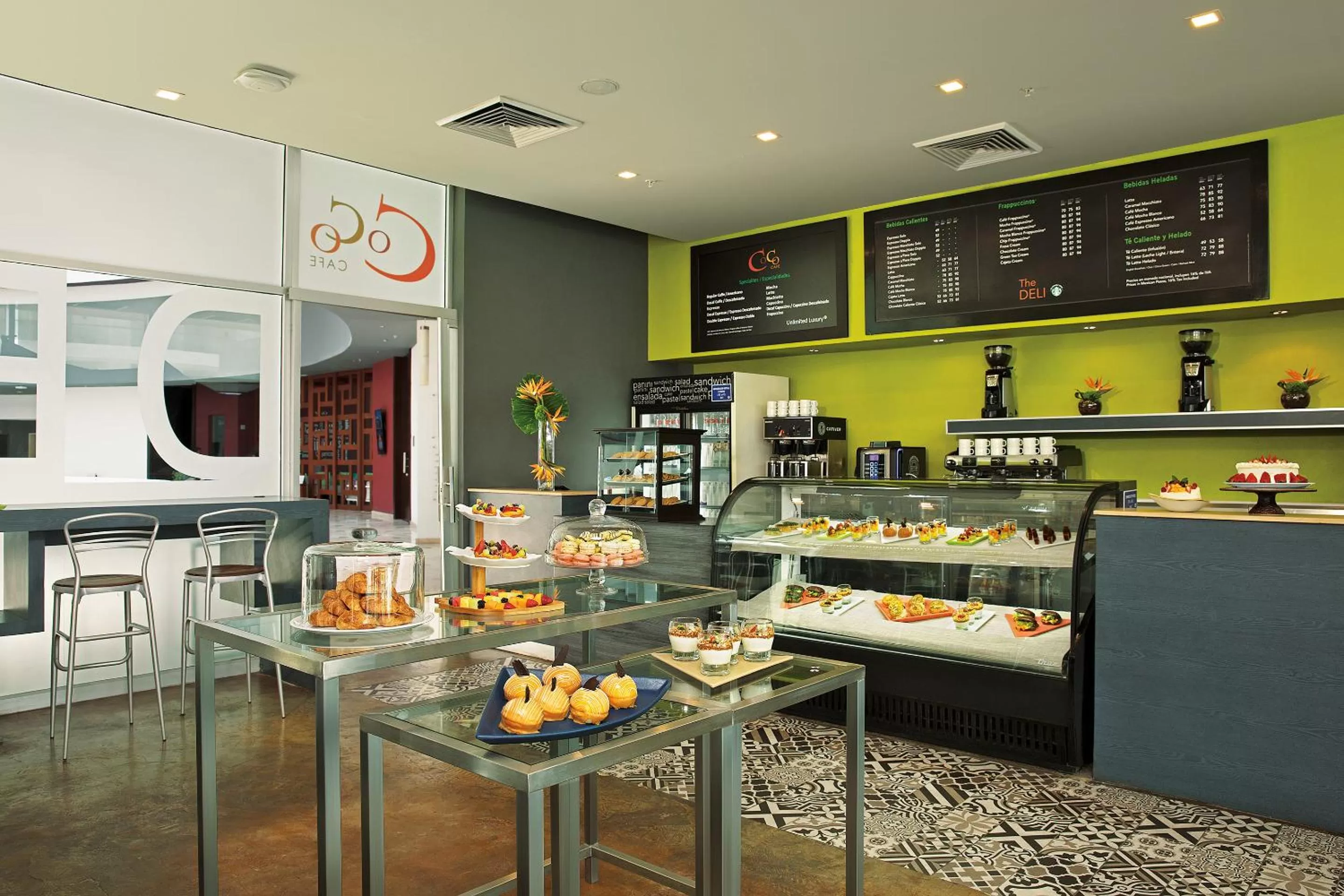 Coffee/tea facilities in Krystal Grand Cancun All Inclusive