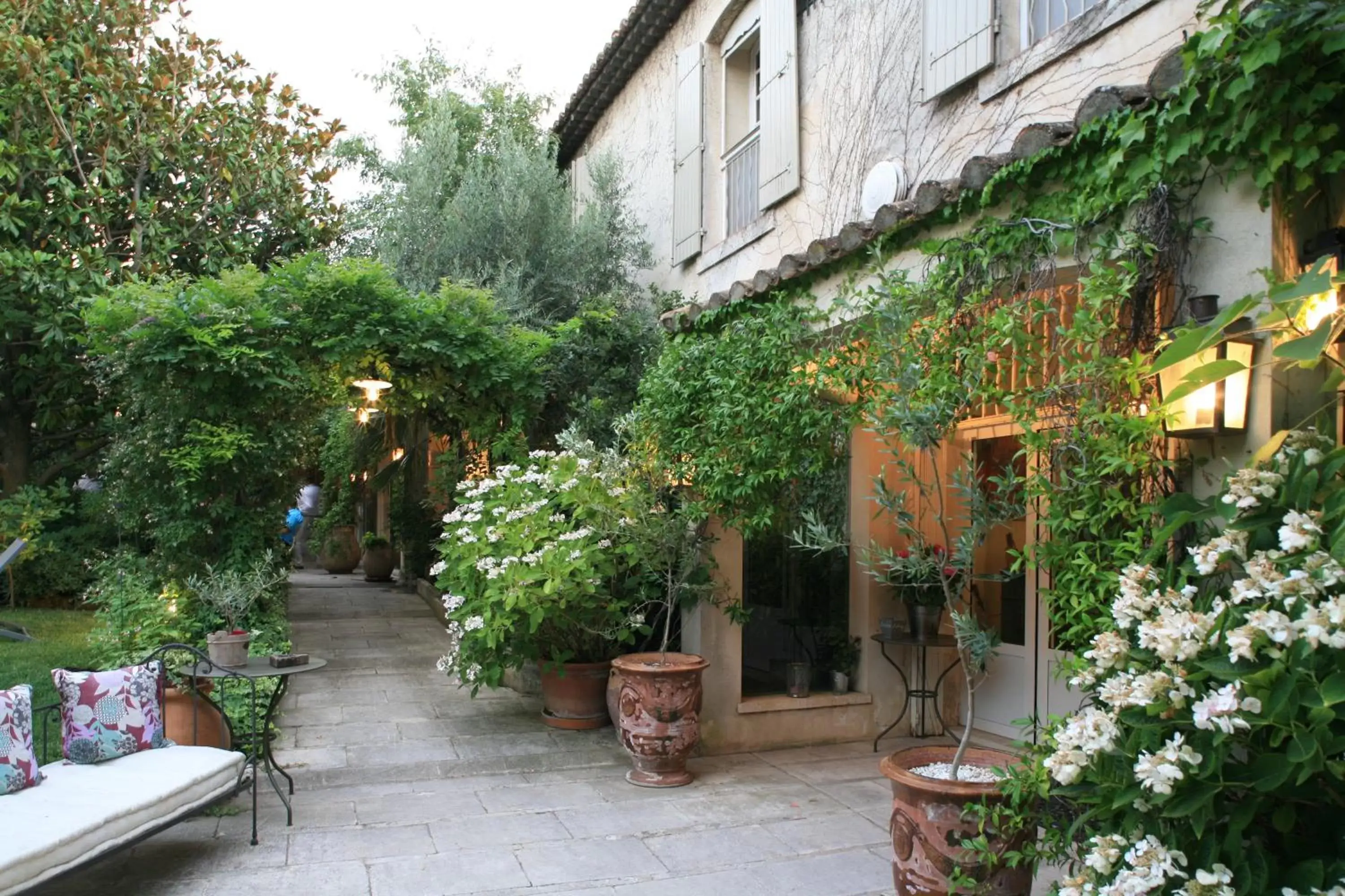 Facade/entrance, Property Building in La Regalido