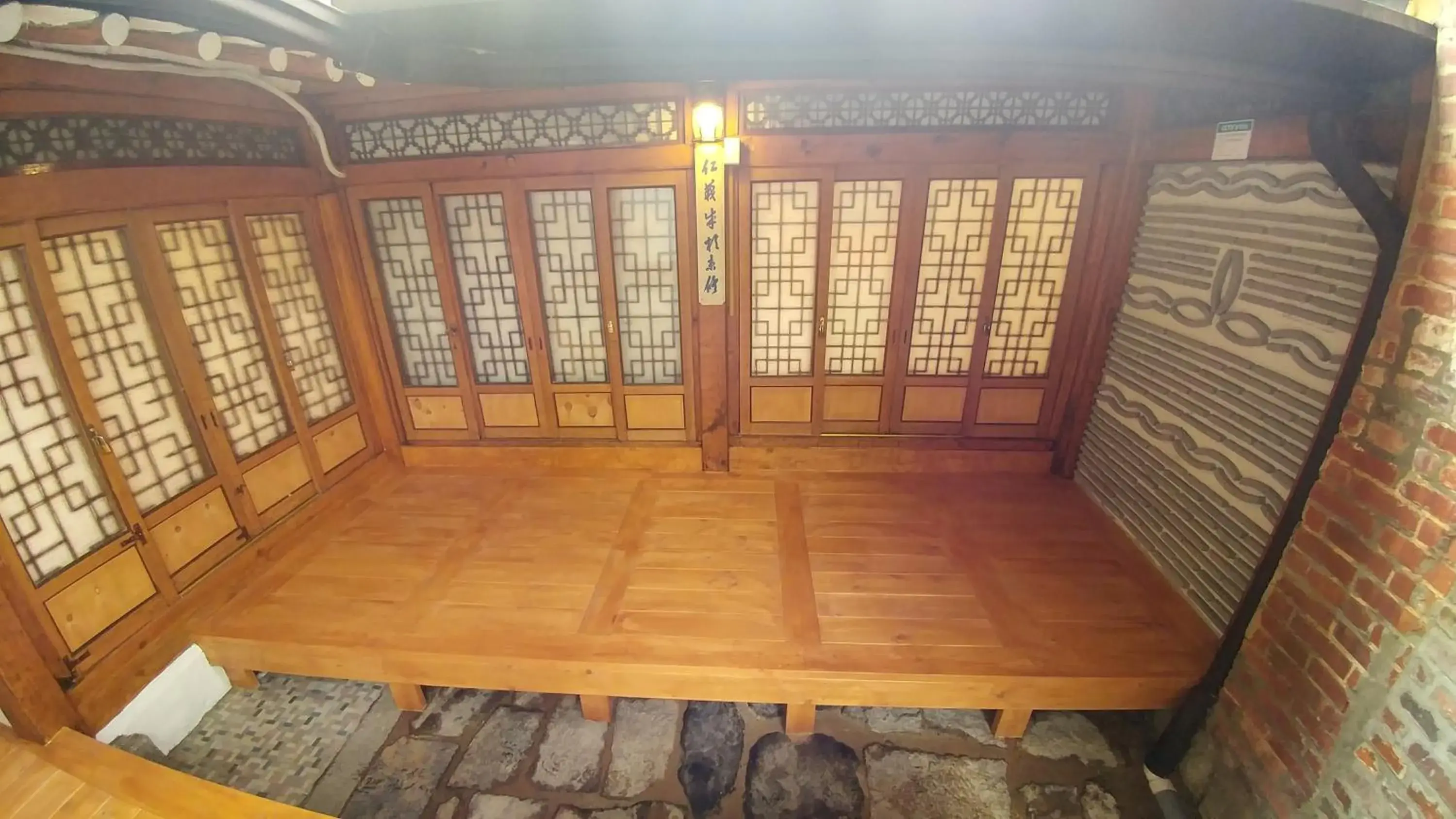 Decorative detail, Balcony/Terrace in Sophia Hanok Guesthouse