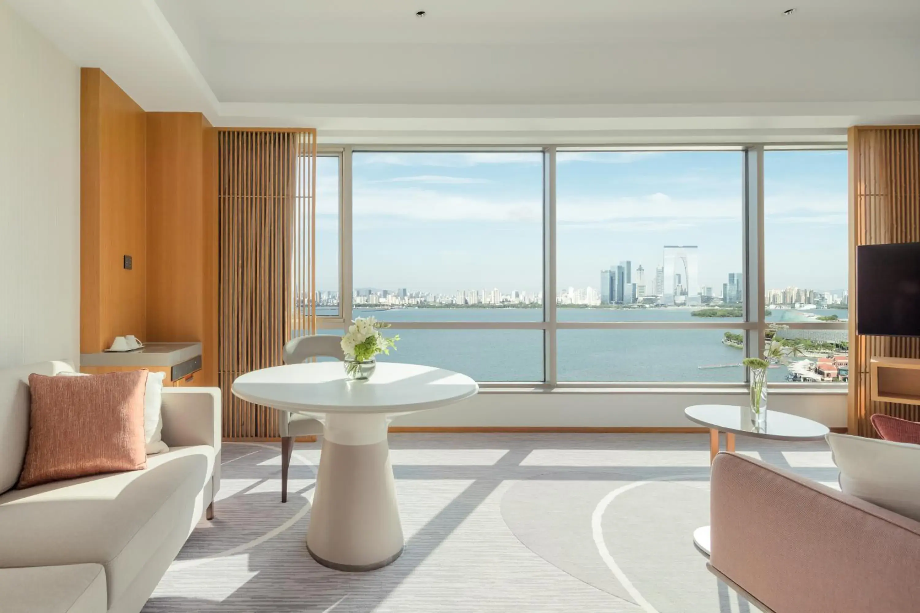 Bedroom in InterContinental Suzhou Hotel, an IHG Hotel