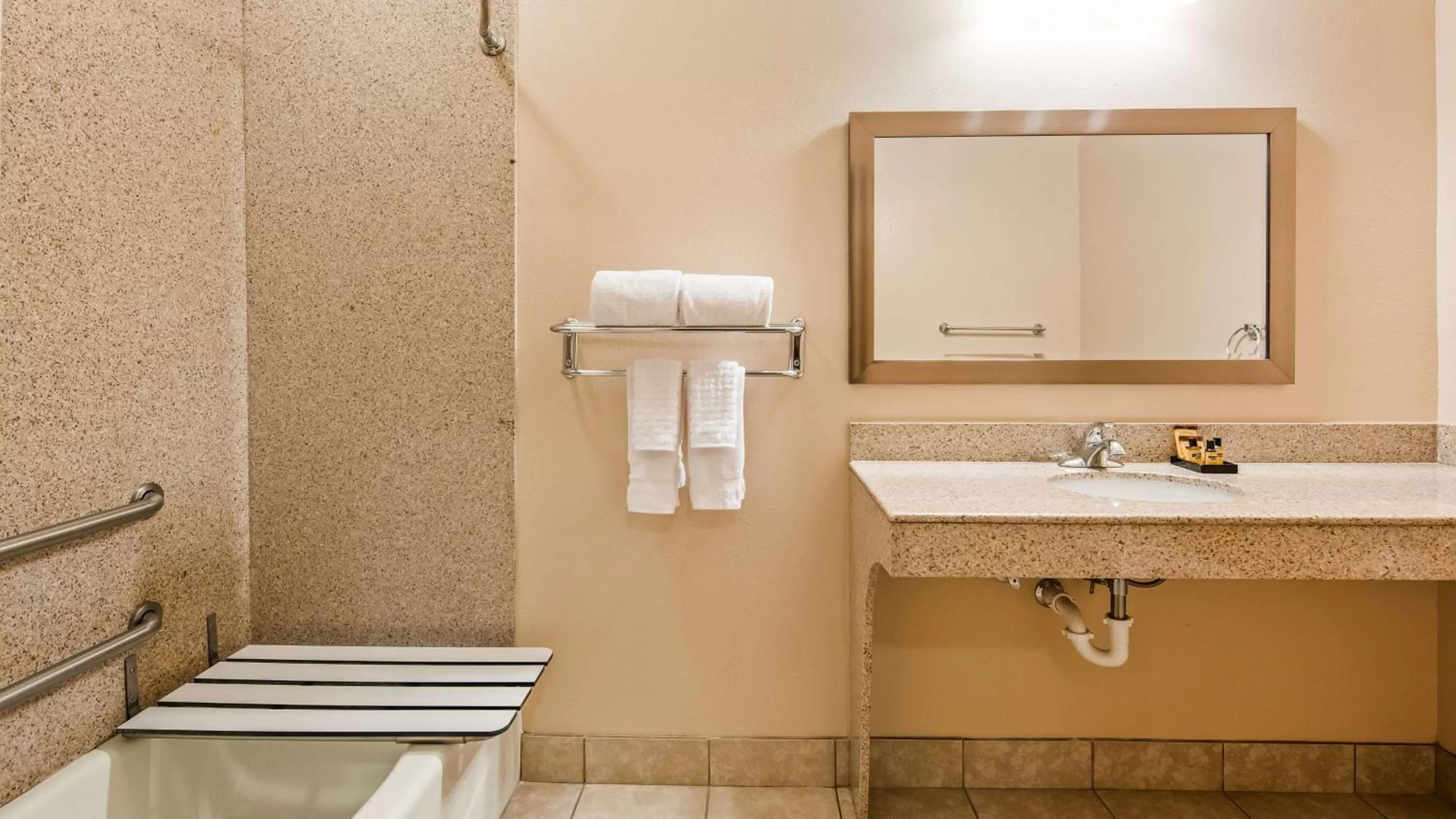 Shower in Best Western Plus Seminole Hotel & Suites