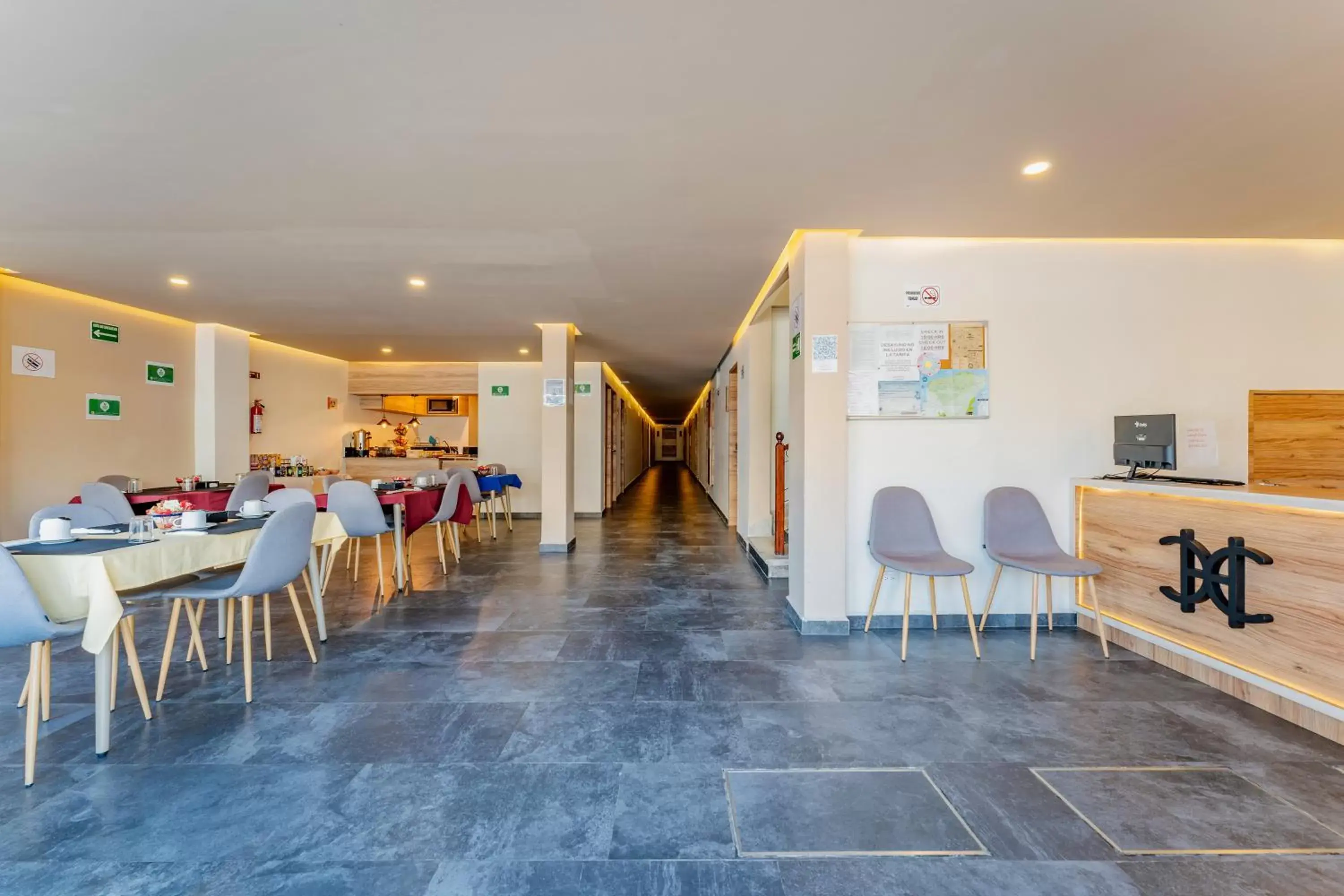 Lobby or reception in Hotel Central Merida by Kavia Lobby or reception in Hotel Central Merida by Kavia