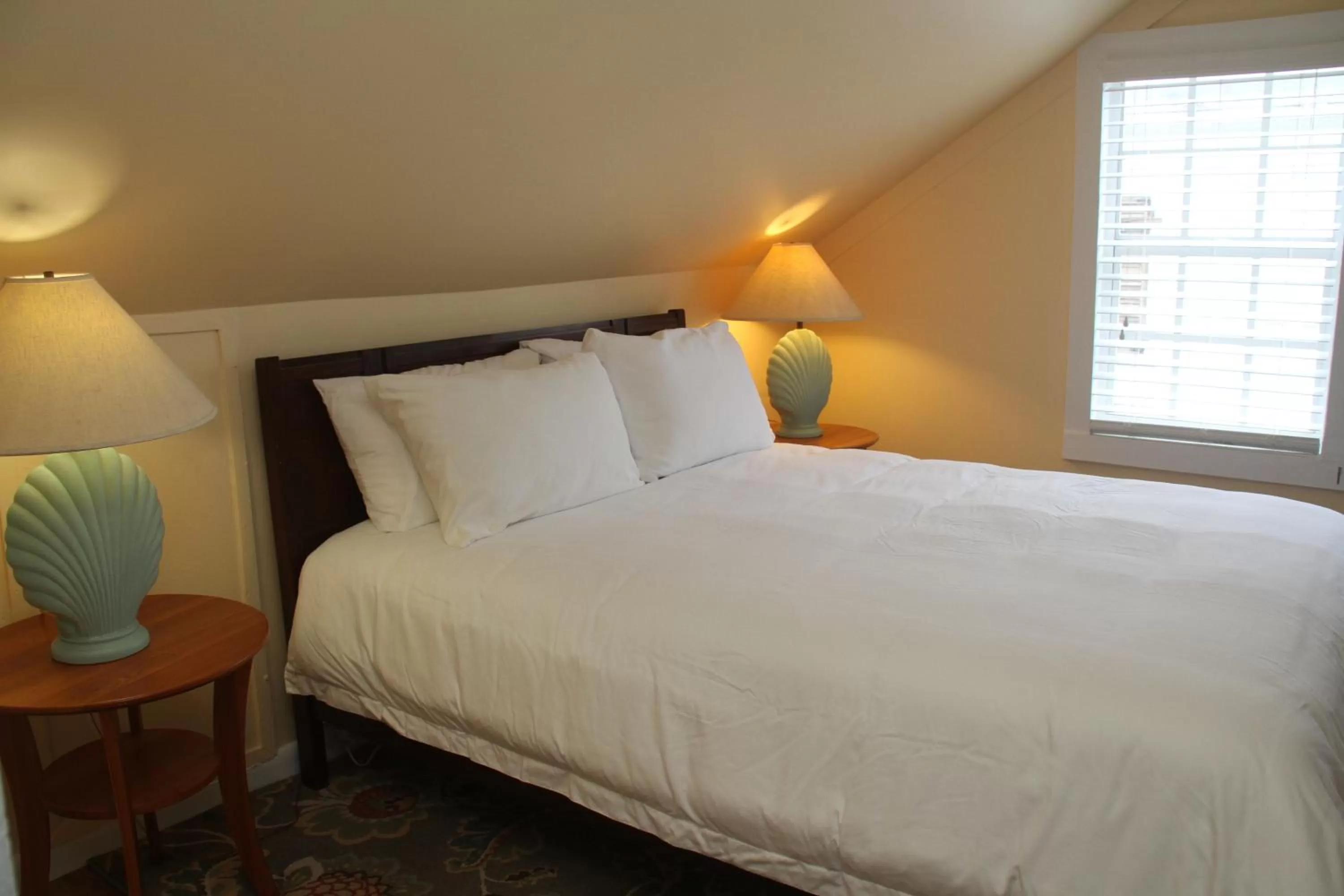 Bed in L'Habitation Guesthouse- Adult Exclusive