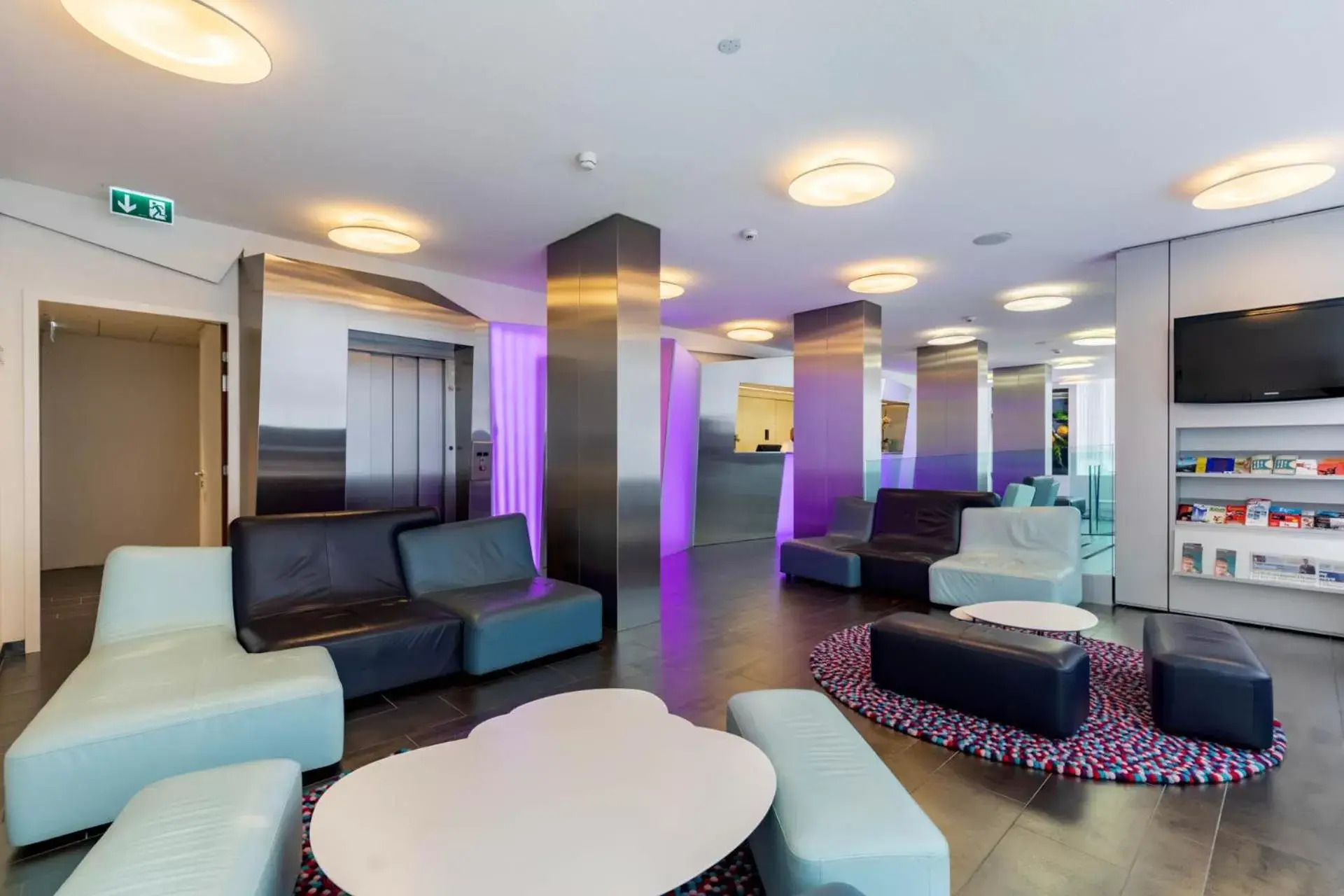 Living room, Seating Area in Hotel Cristal Design