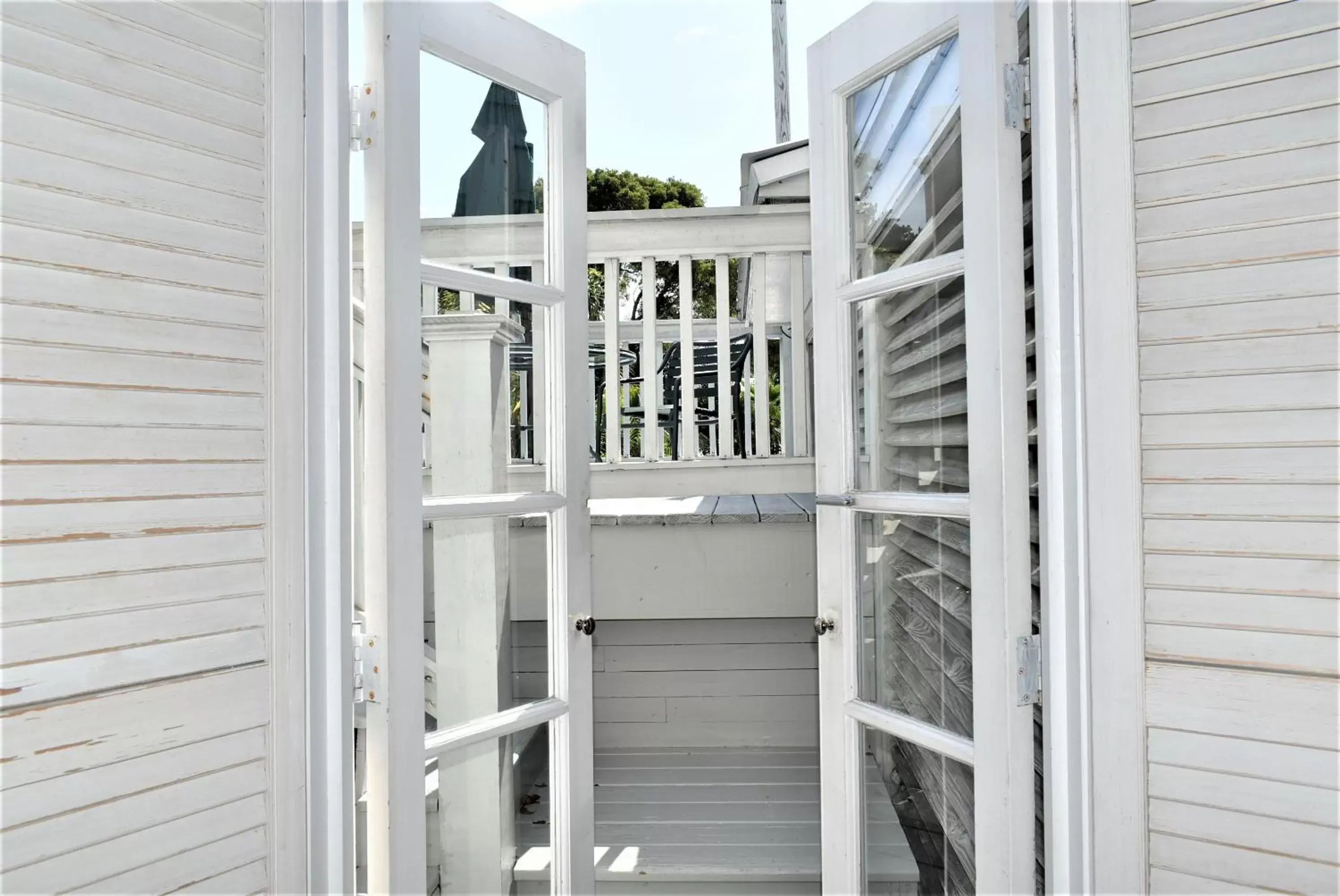 Balcony/Terrace in Simonton Court Historic Inn & Cottages