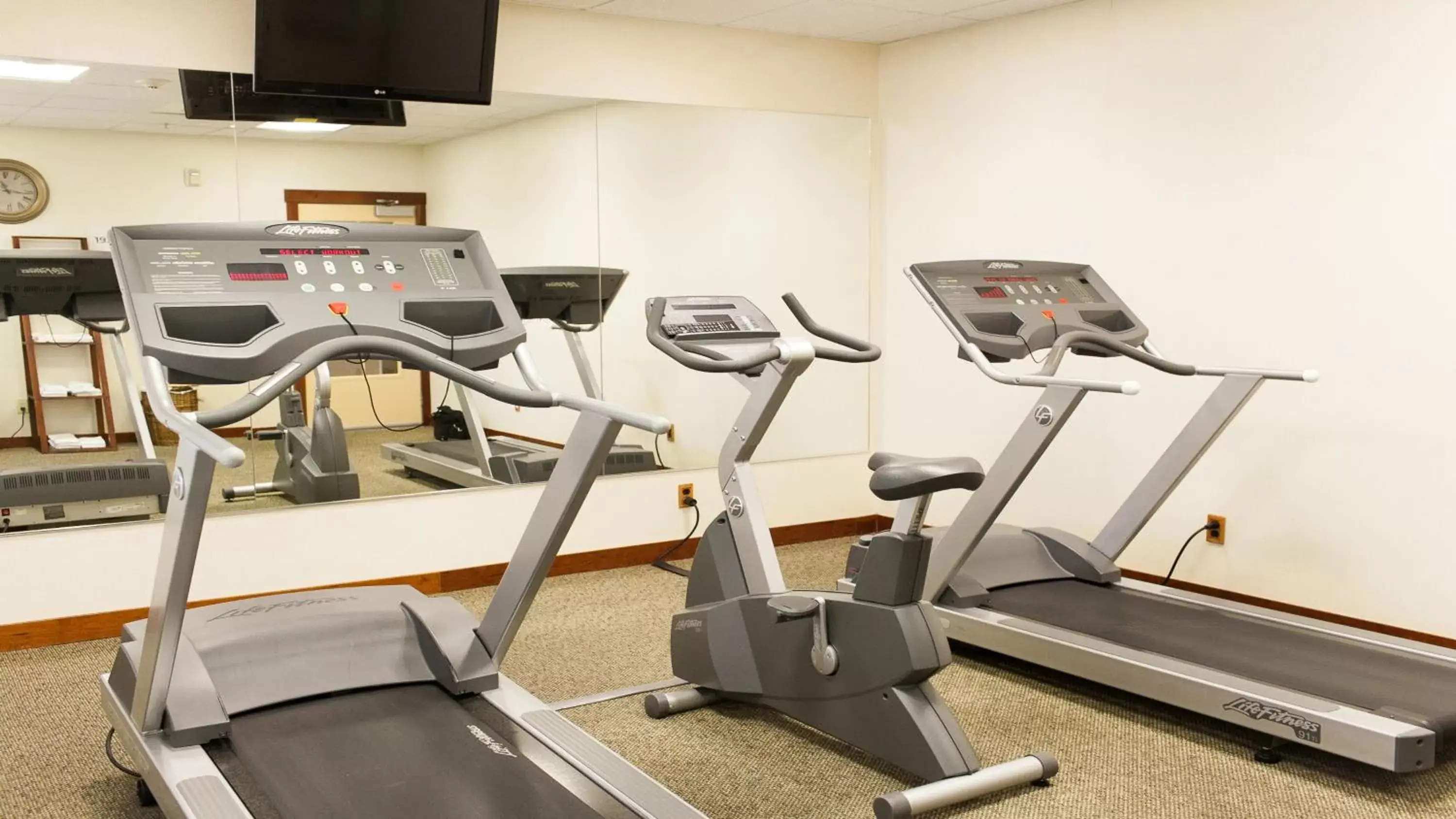 Spa and wellness centre/facilities, Fitness Center/Facilities in Holiday Inn Express Turlock, an IHG Hotel
