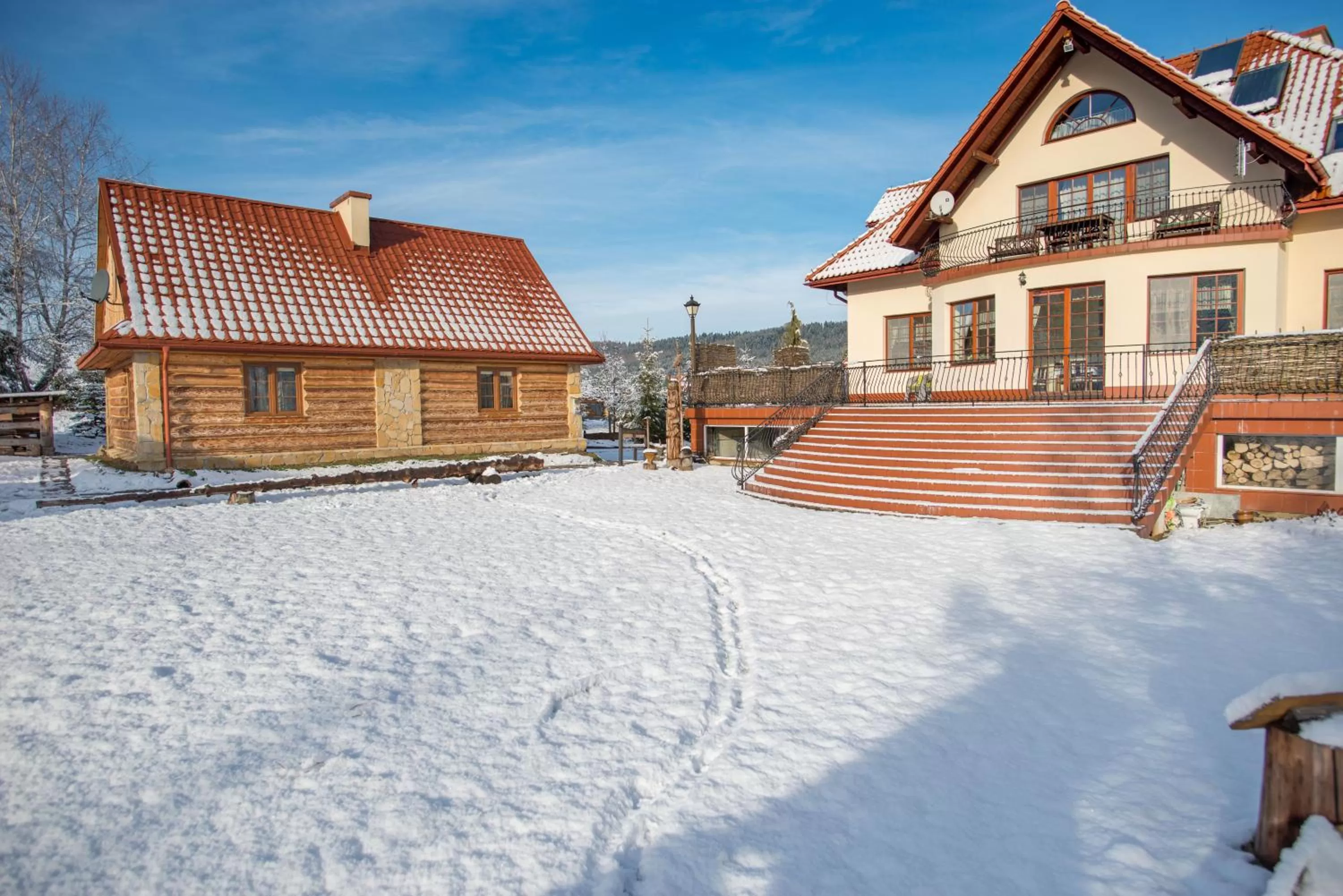 Area and facilities in Gościniec Pięciu Stawów