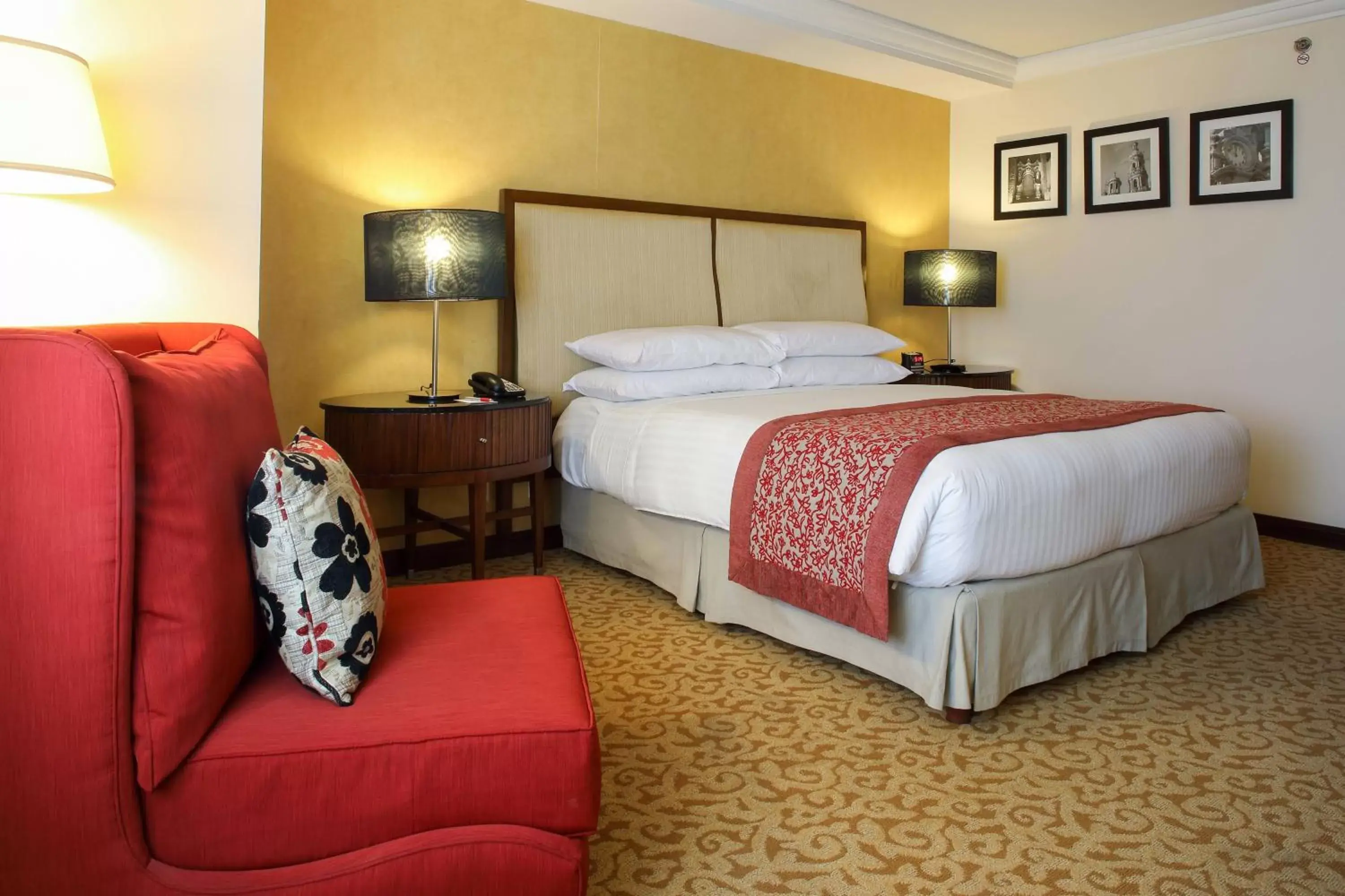 Bedroom, Bed in Aguascalientes Marriott Hotel