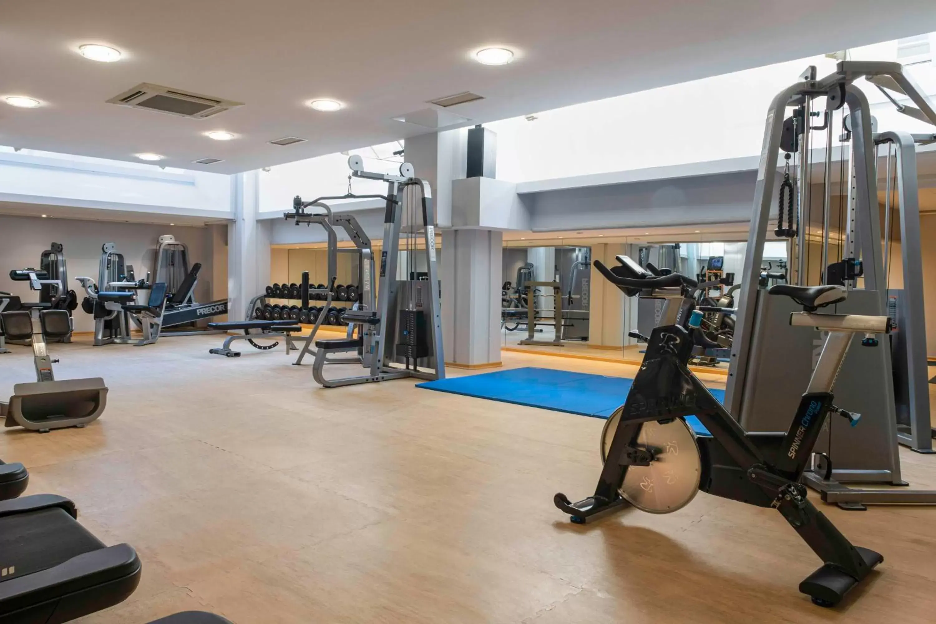 Fitness centre/facilities, Fitness Center/Facilities in Hilton Cologne