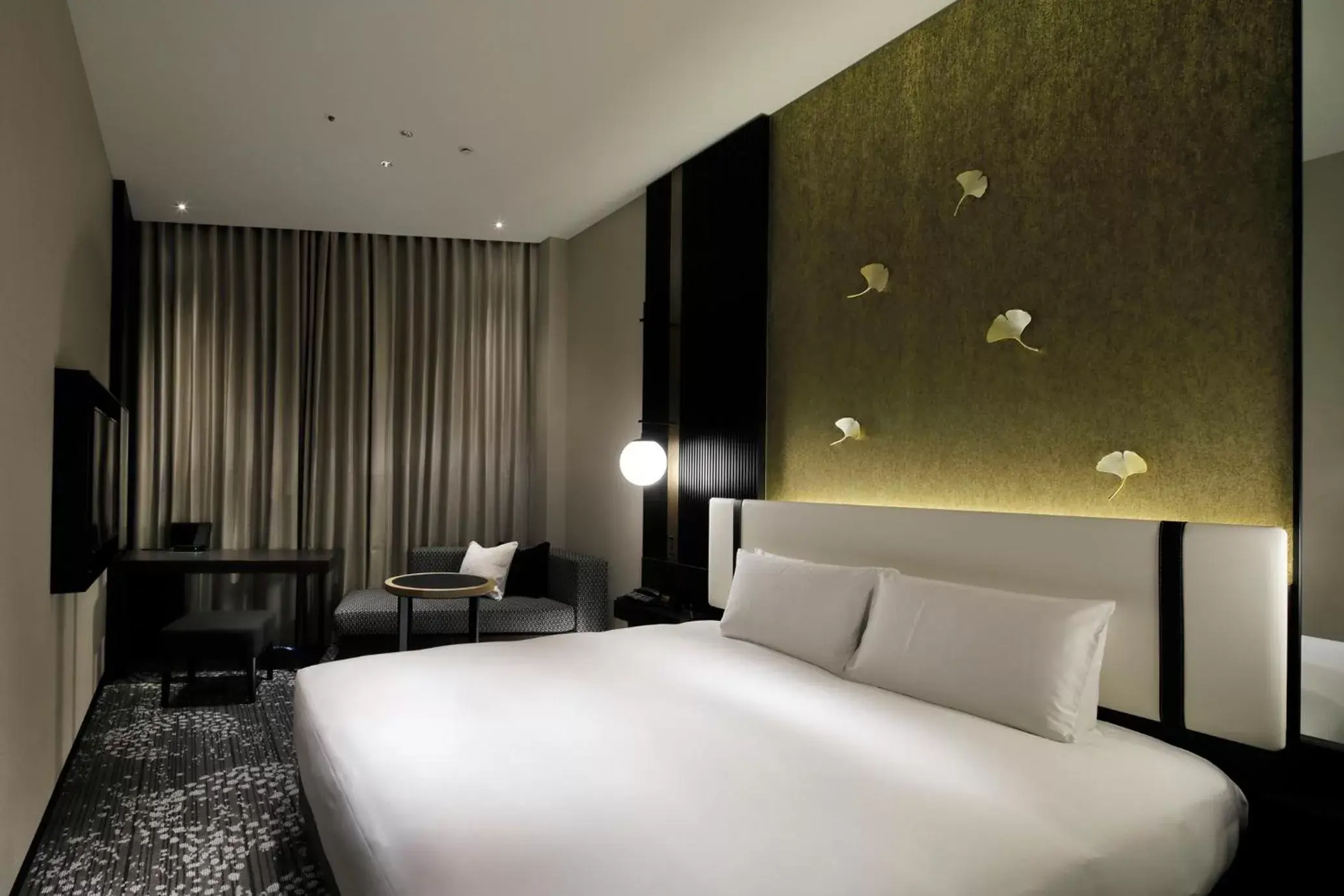 Photo of the whole room, Bed in KOKO HOTEL Premier Kumamoto Photo of the whole room, Bed in KOKO HOTEL Premier Kumamoto