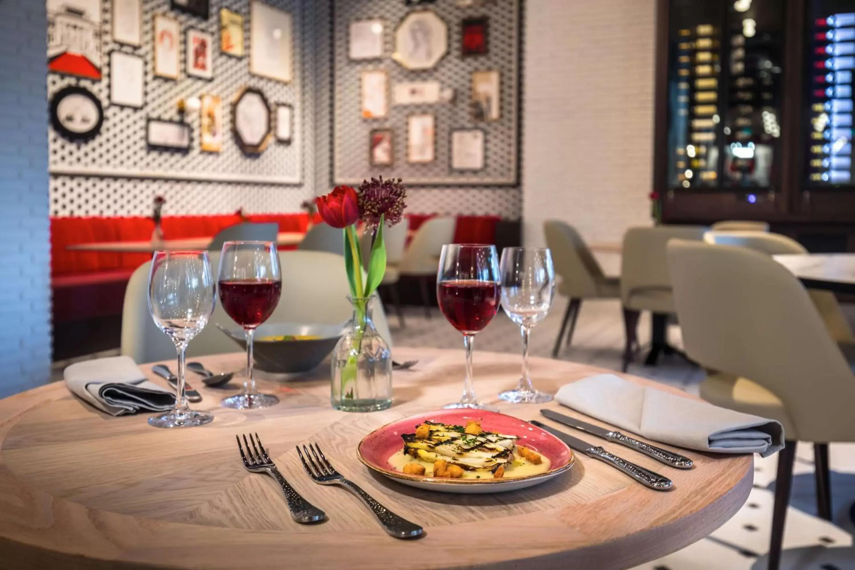 Restaurant/places to eat in Canopy by Hilton Madrid Castellana Restaurant/places to eat in Canopy by Hilton Madrid Castellana