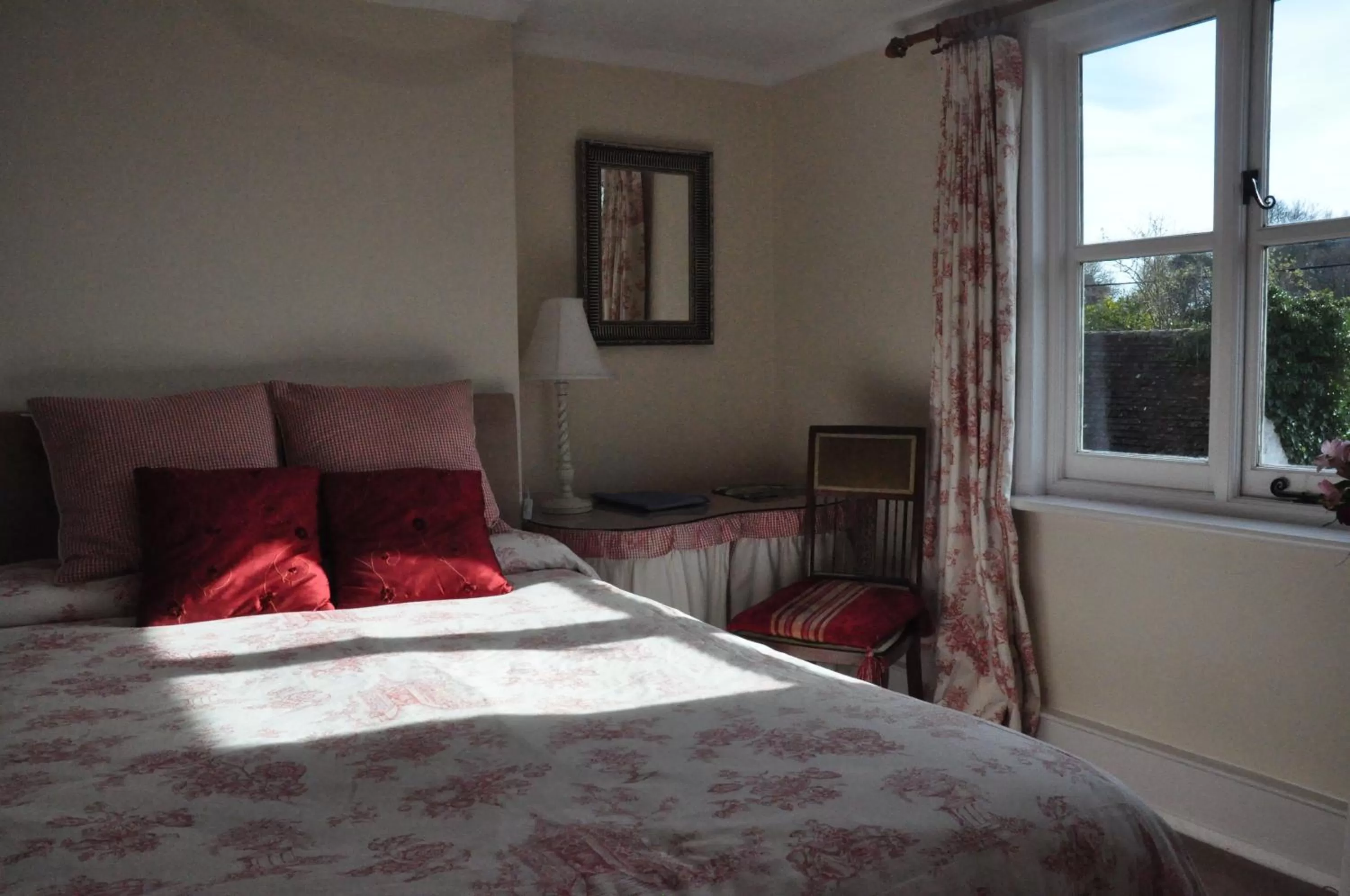 Bed in Little Tidebrook Farm